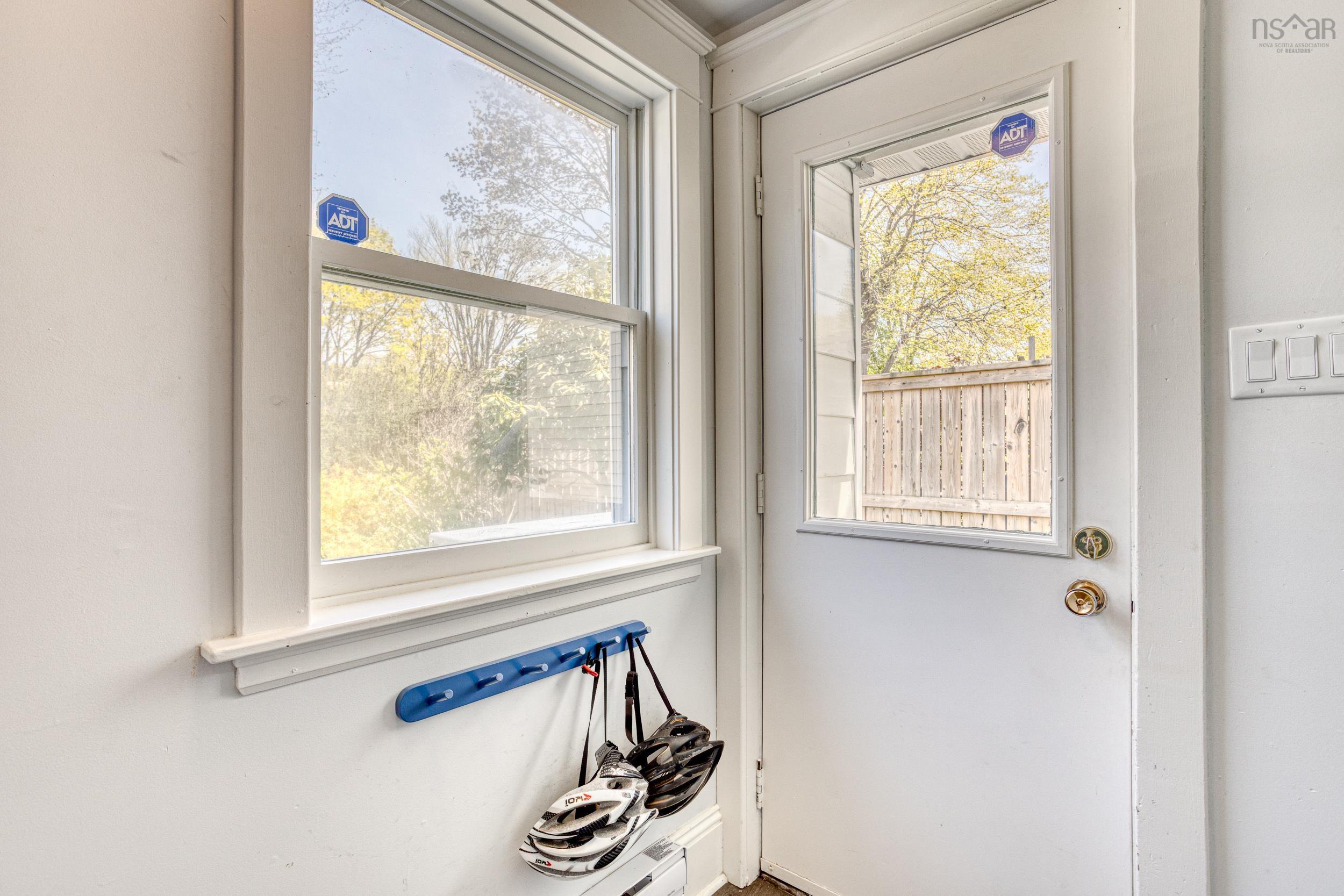 $899,900.00: 2533 Beech Streets, Halifax