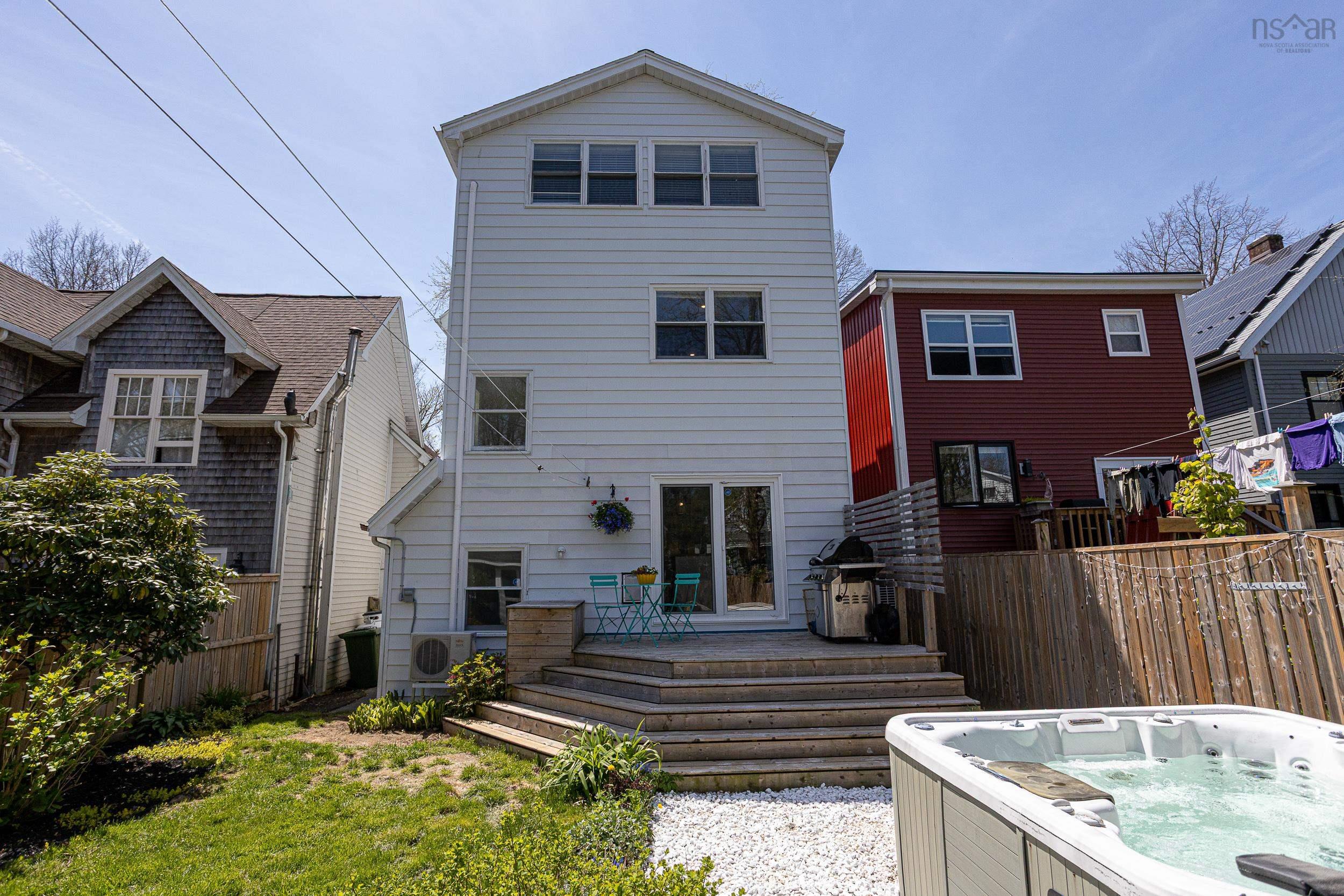 $899,900.00: 2533 Beech Streets, Halifax
