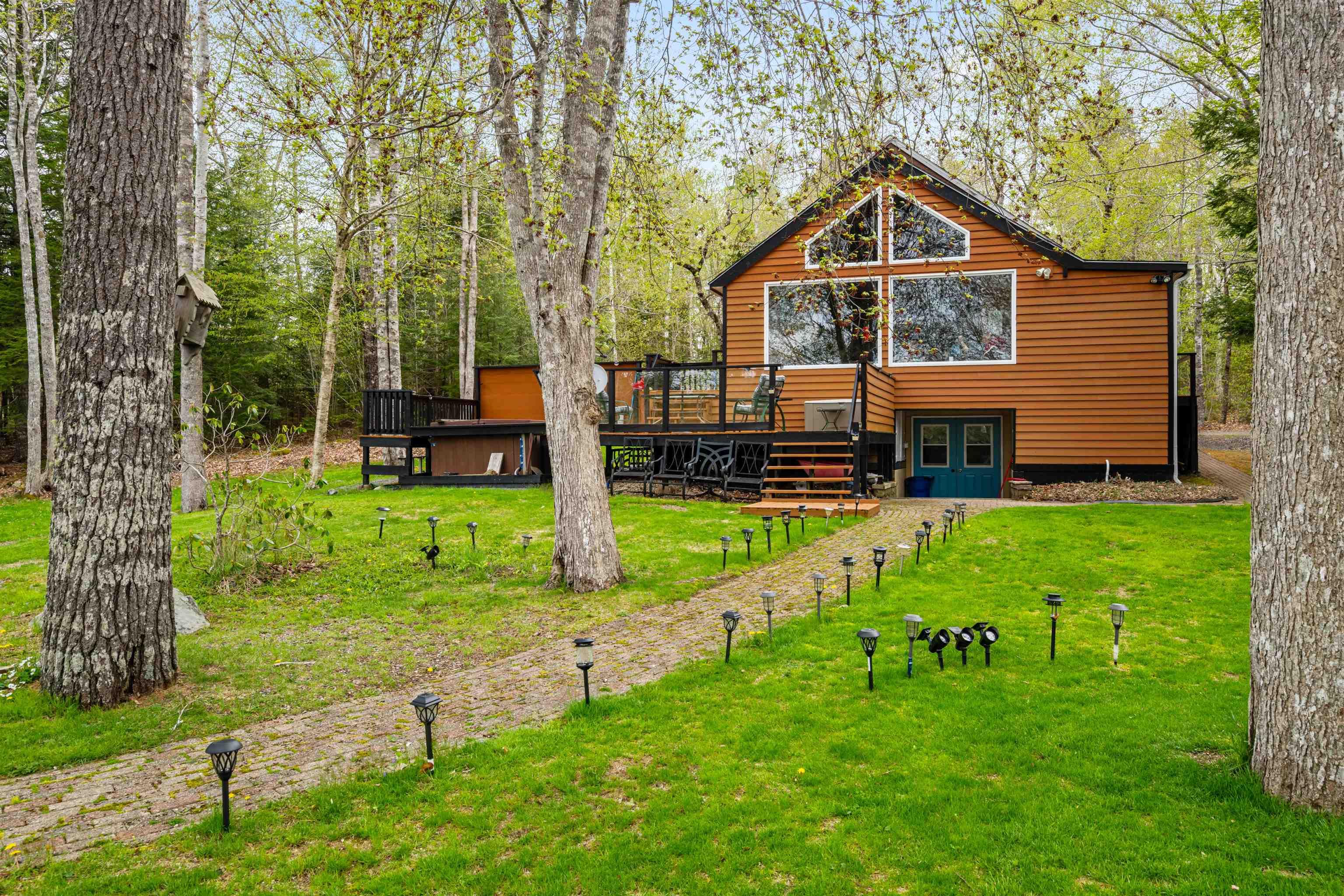 $499,000.00: 69 Blue Jay Road, Molega Lake