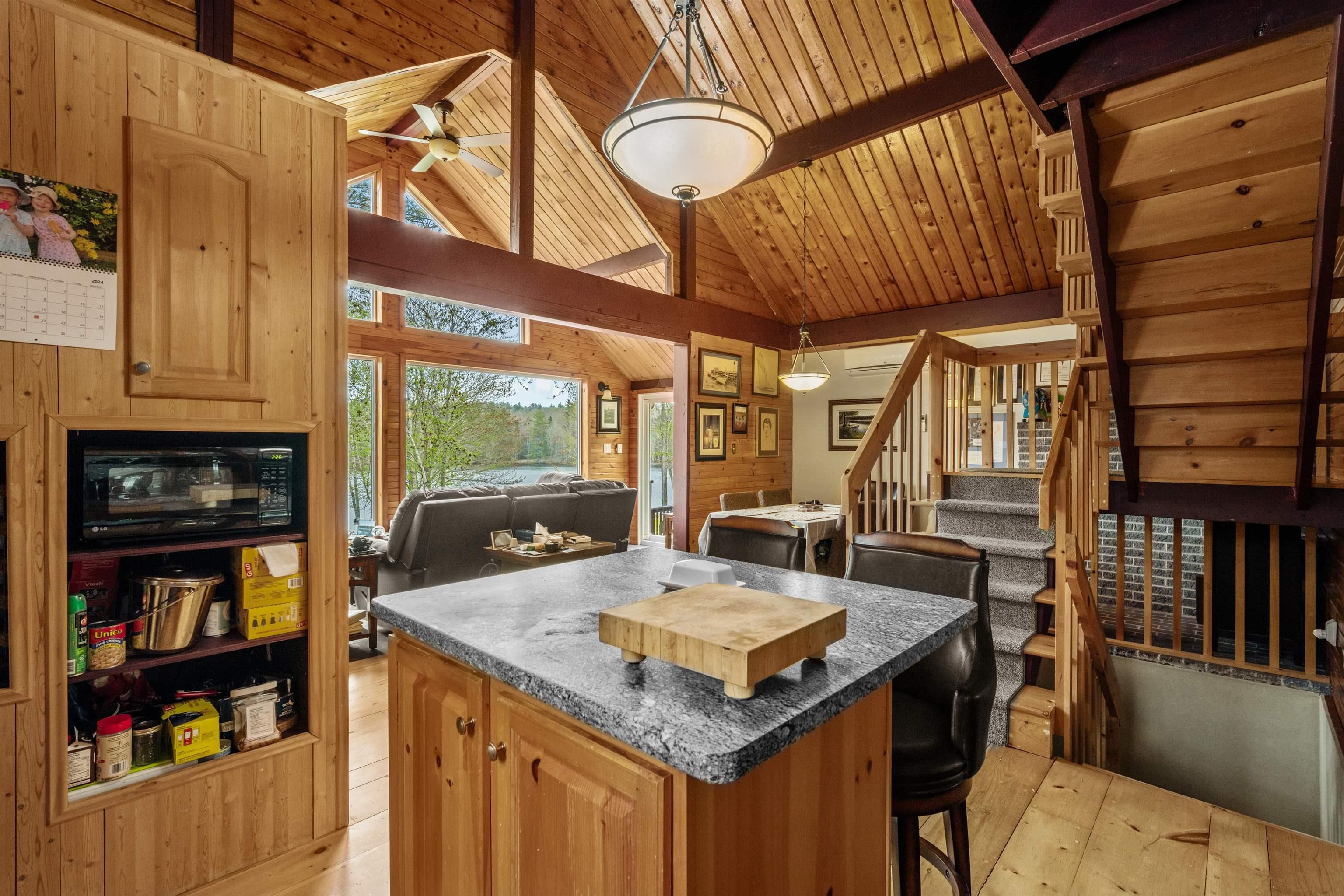 $499,000.00: 69 Blue Jay Road, Molega Lake