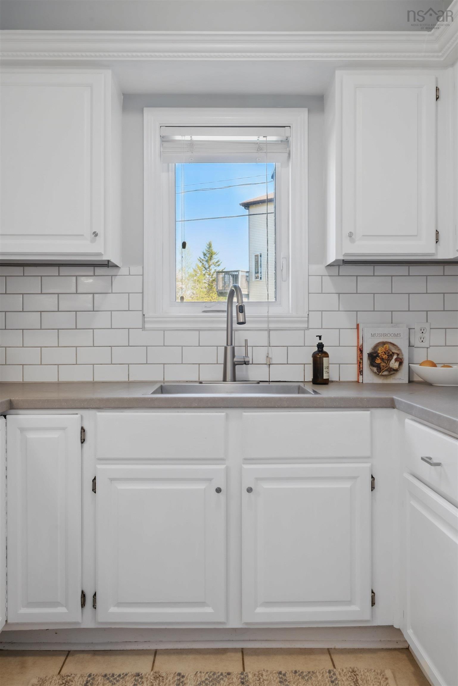 $379,900.00: 103 30 Attenborough, Halifax