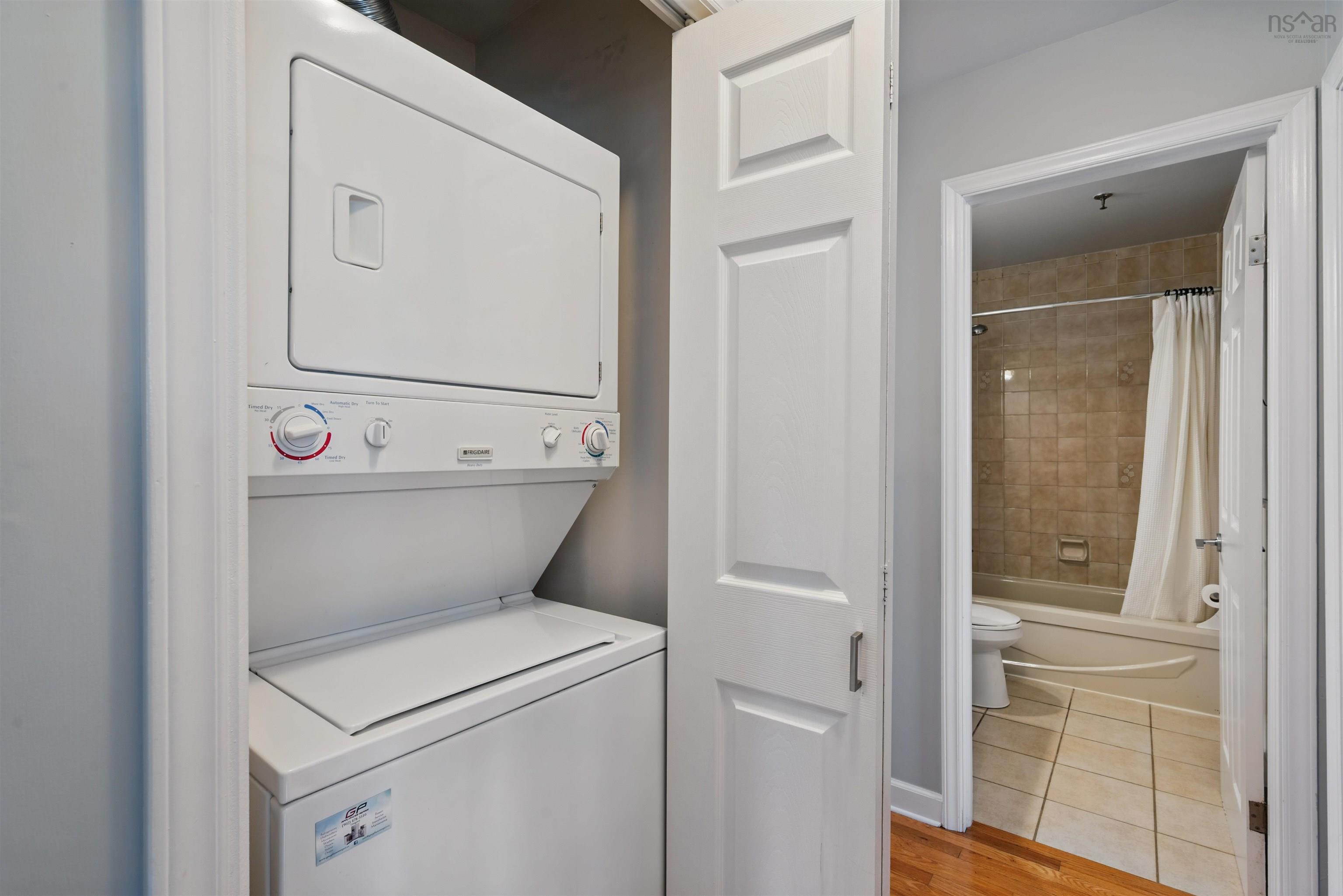 $379,900.00: 103 30 Attenborough, Halifax