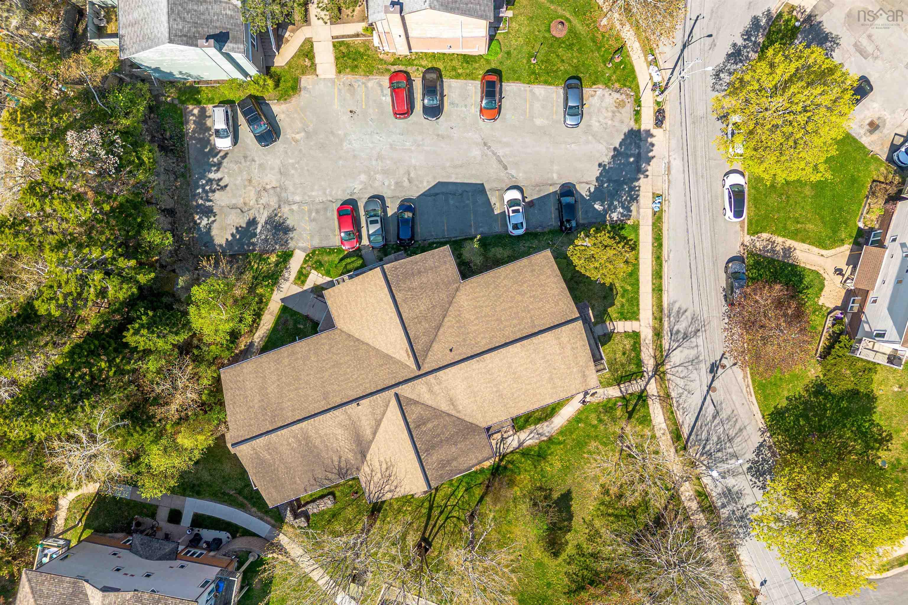 $379,900.00: 103 30 Attenborough, Halifax