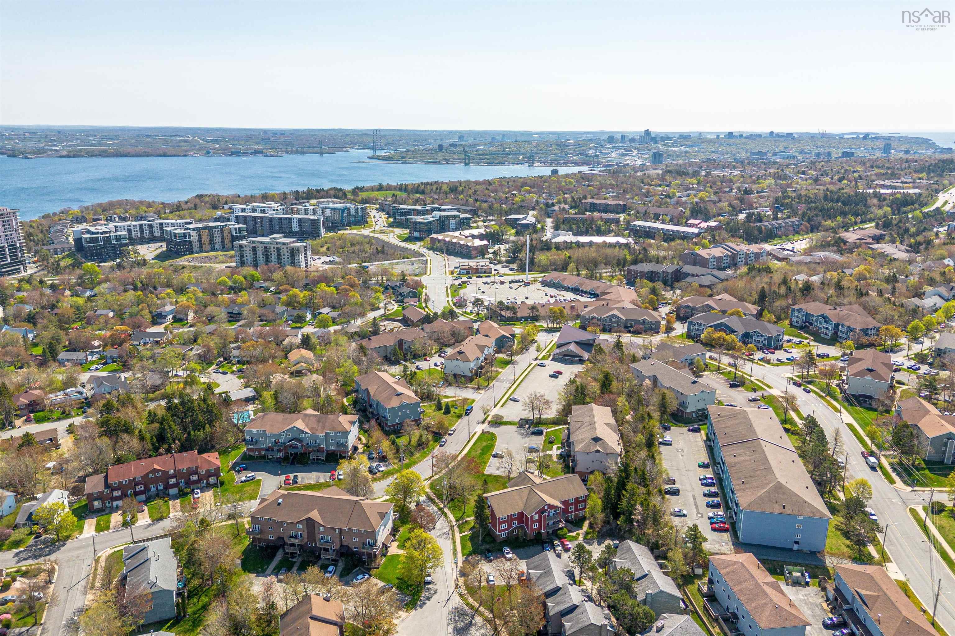 $379,900.00: 103 30 Attenborough, Halifax