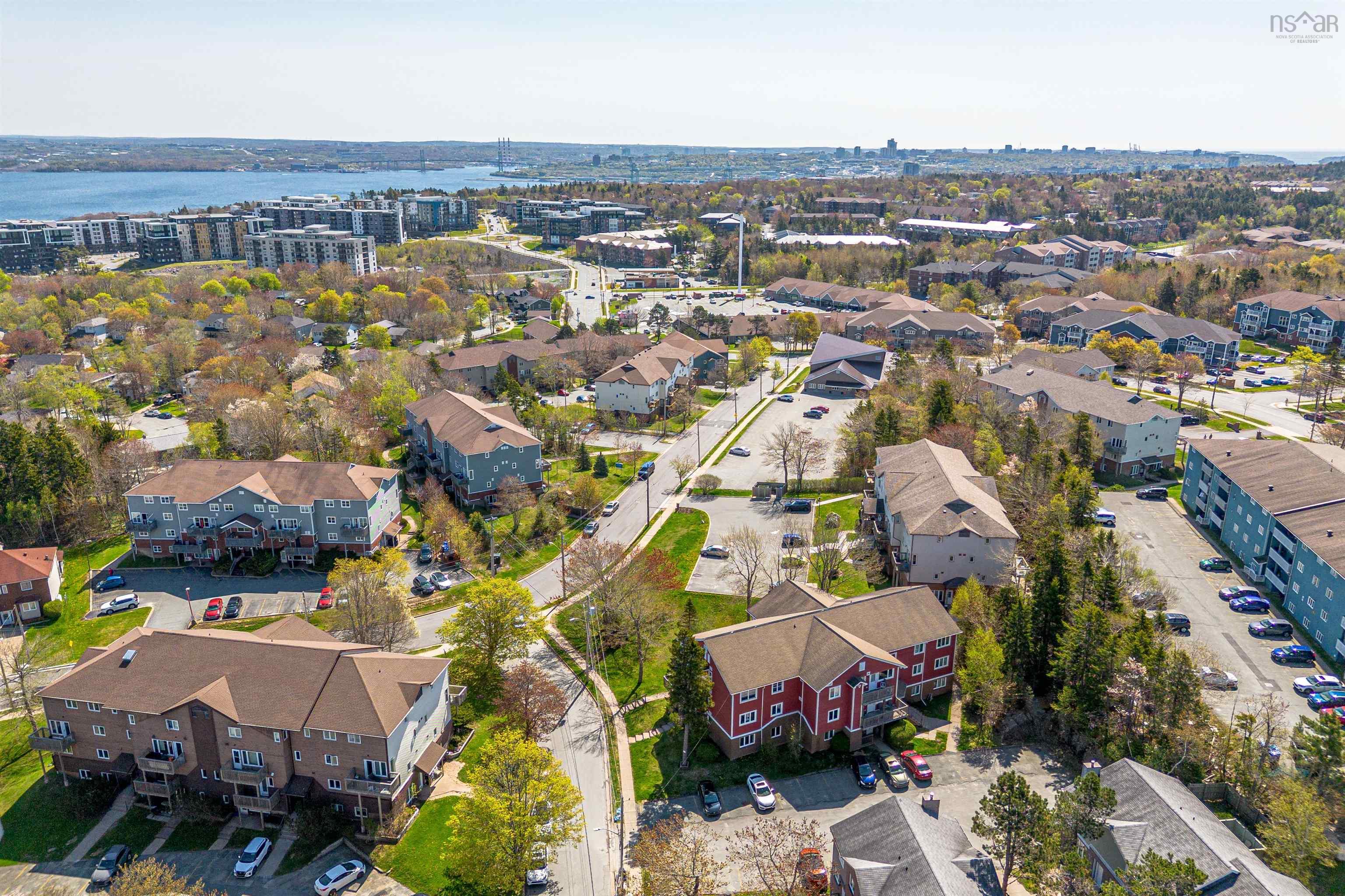 $379,900.00: 103 30 Attenborough, Halifax