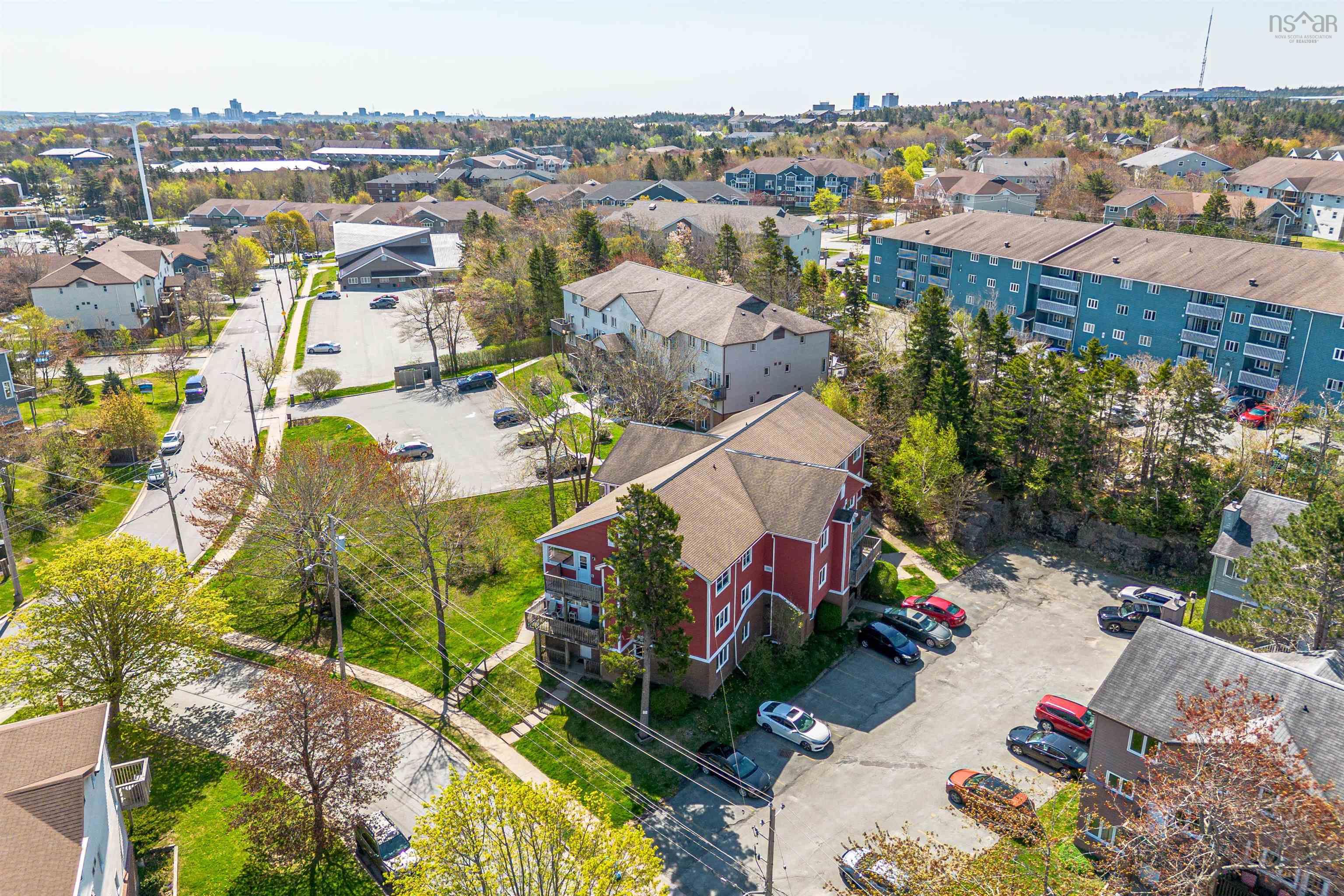 $379,900.00: 103 30 Attenborough, Halifax