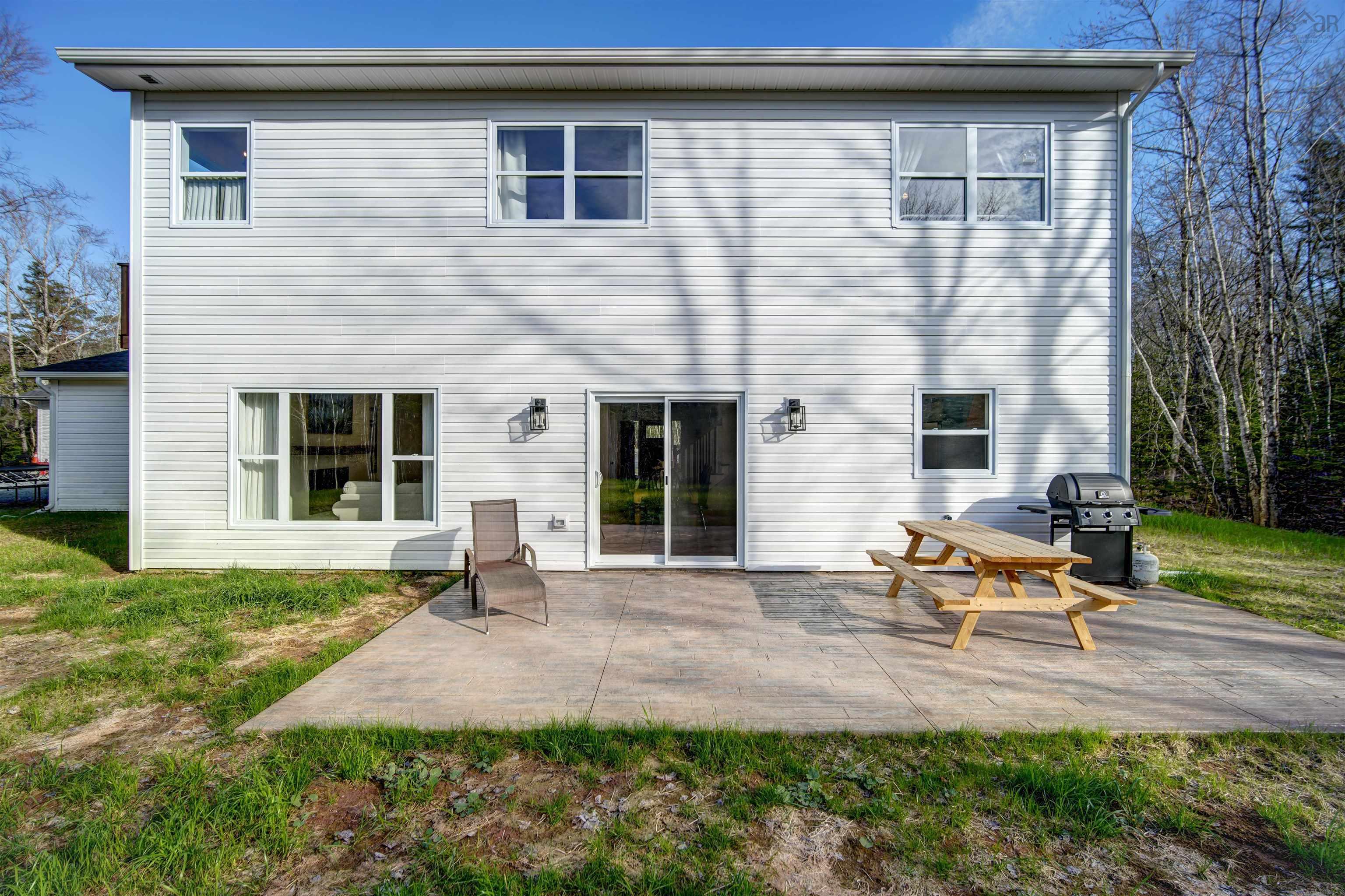 $950,000.00: 72 Fenerty Road, Middle Sackville