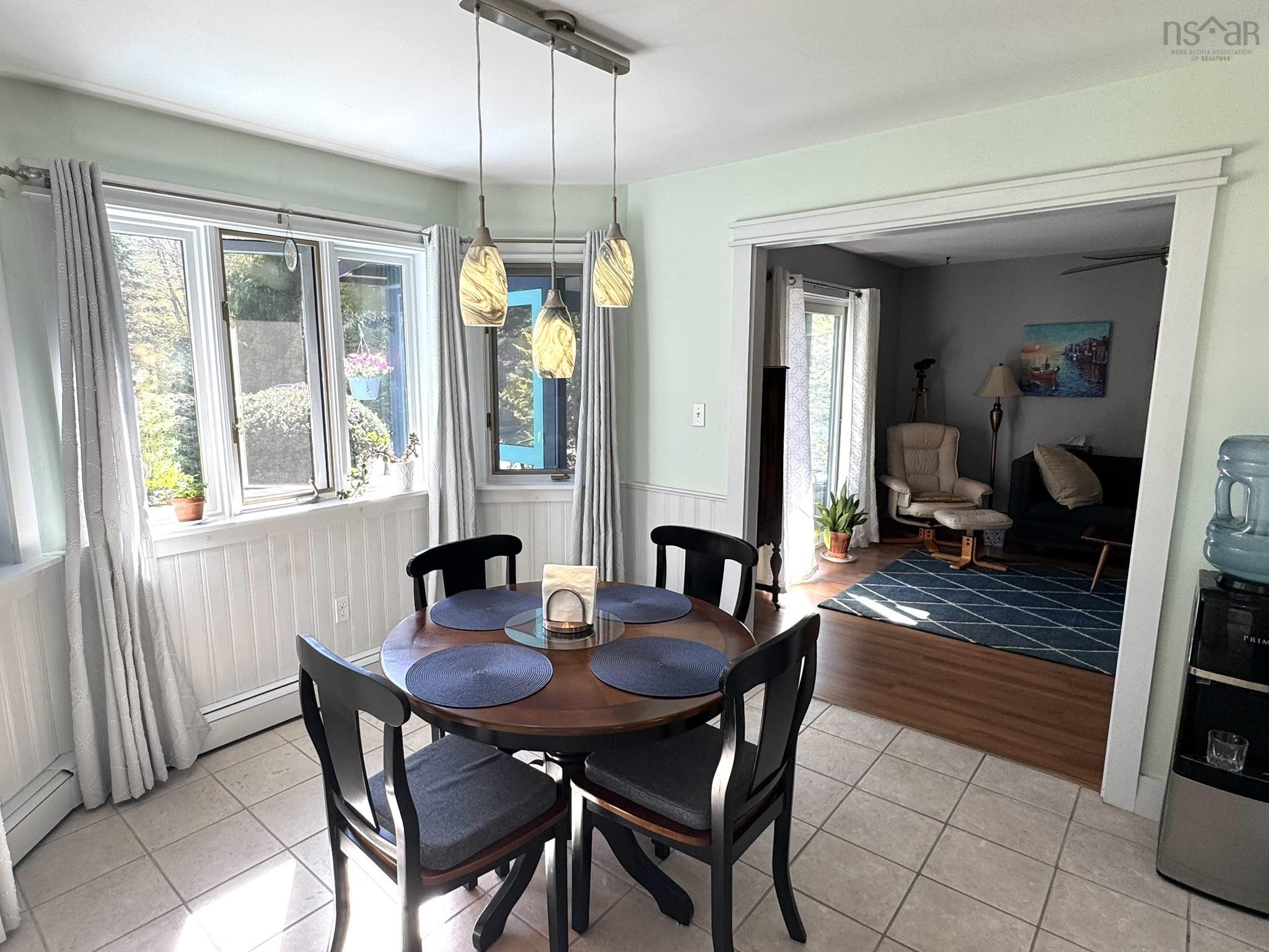 $479,000.00: 386 West Street, Milton