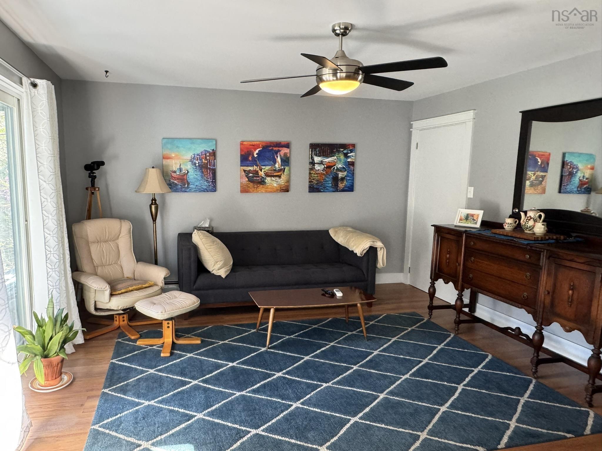 $479,000.00: 386 West Street, Milton