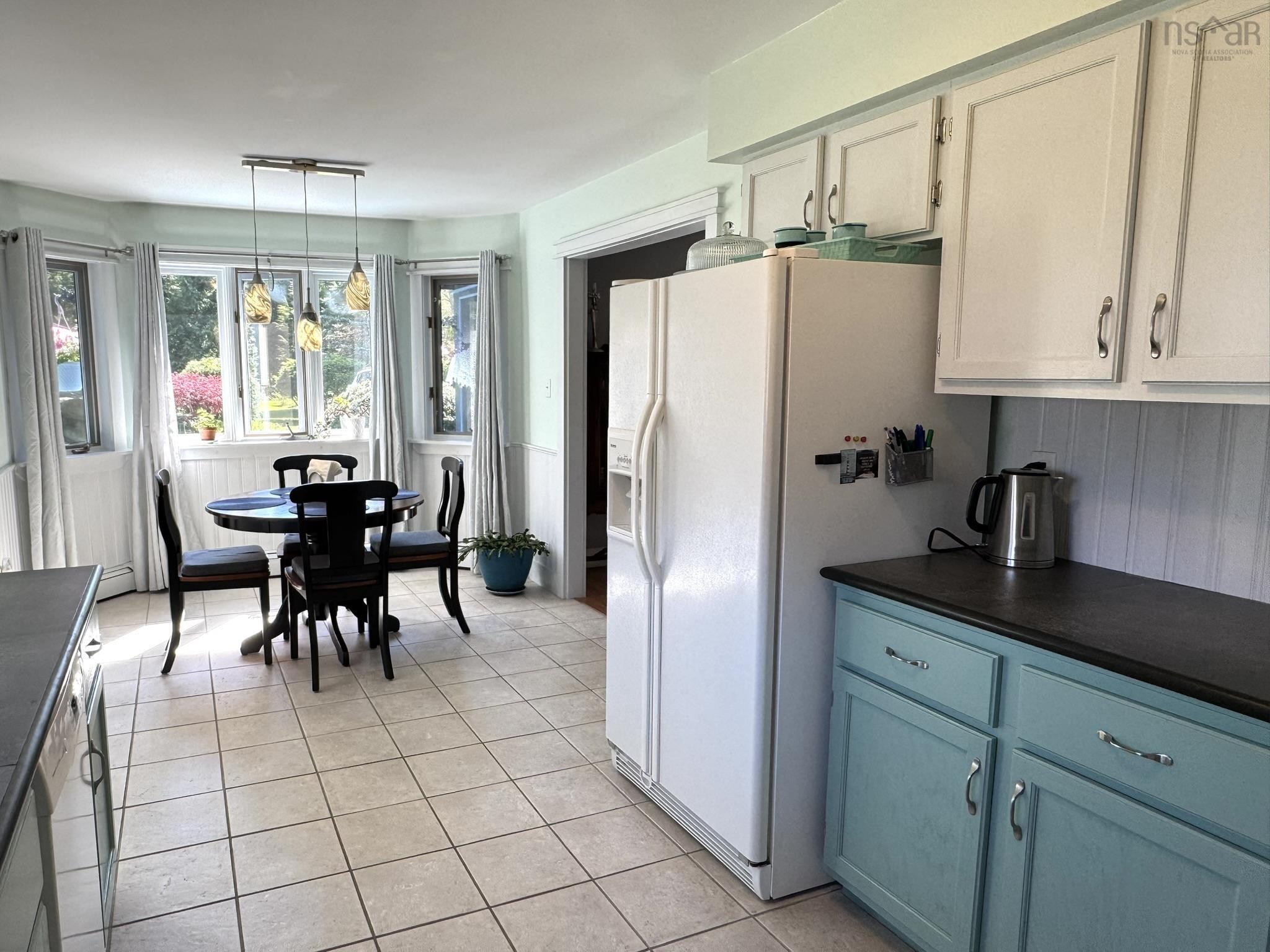 $479,000.00: 386 West Street, Milton