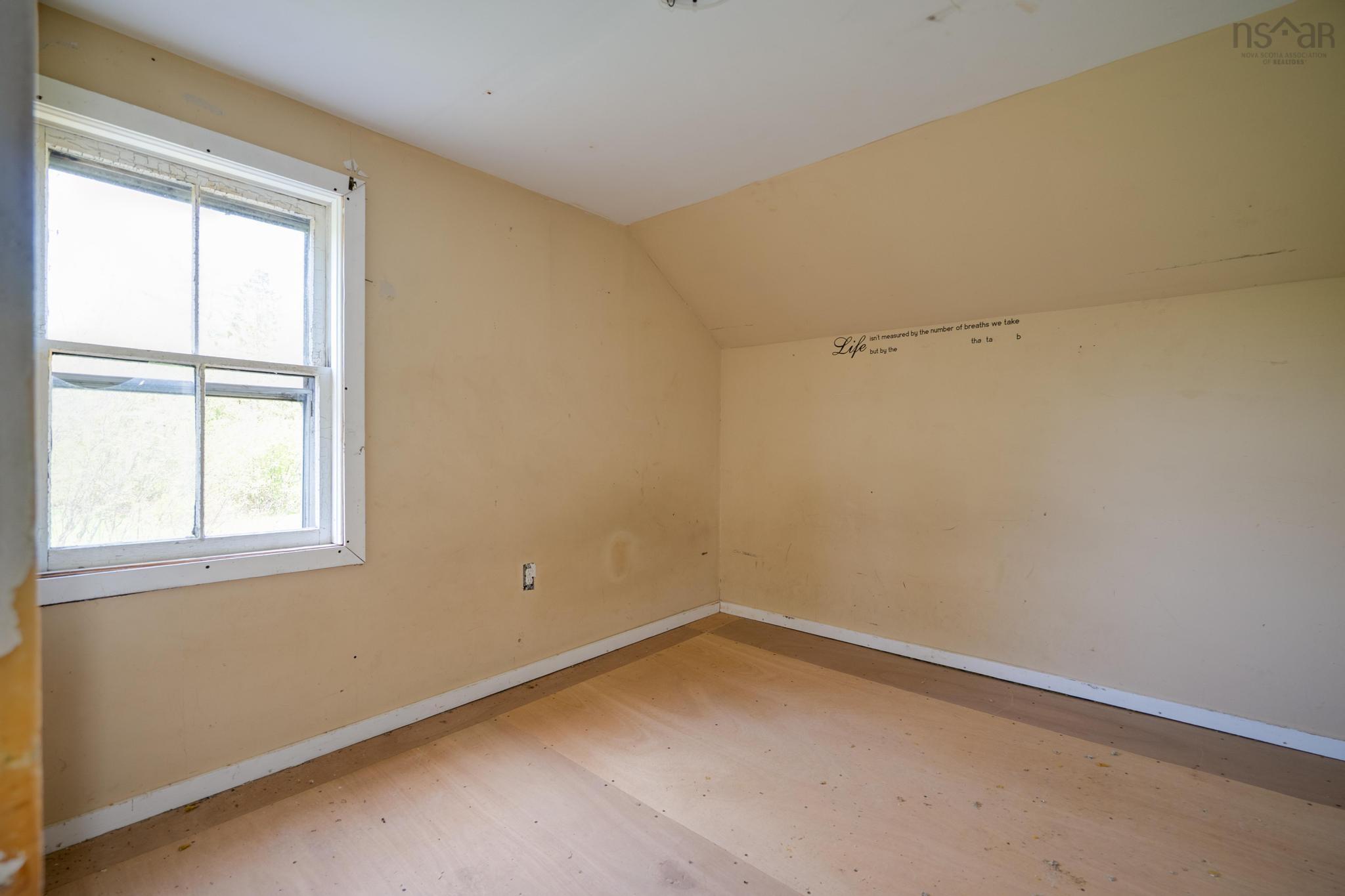$80,000.00: 281 Inglewood Road, Inglewood
