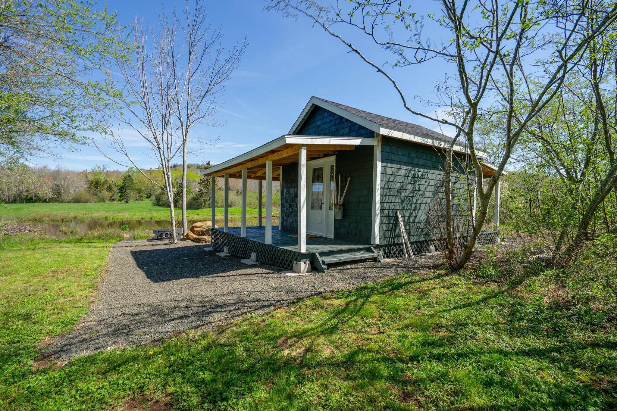 $899,000.00: 2461 Granville Road, Karsdale