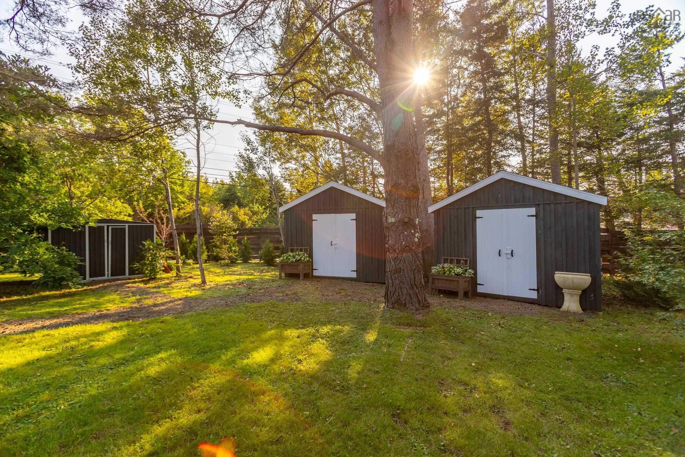 $899,000.00: 2461 Granville Road, Karsdale