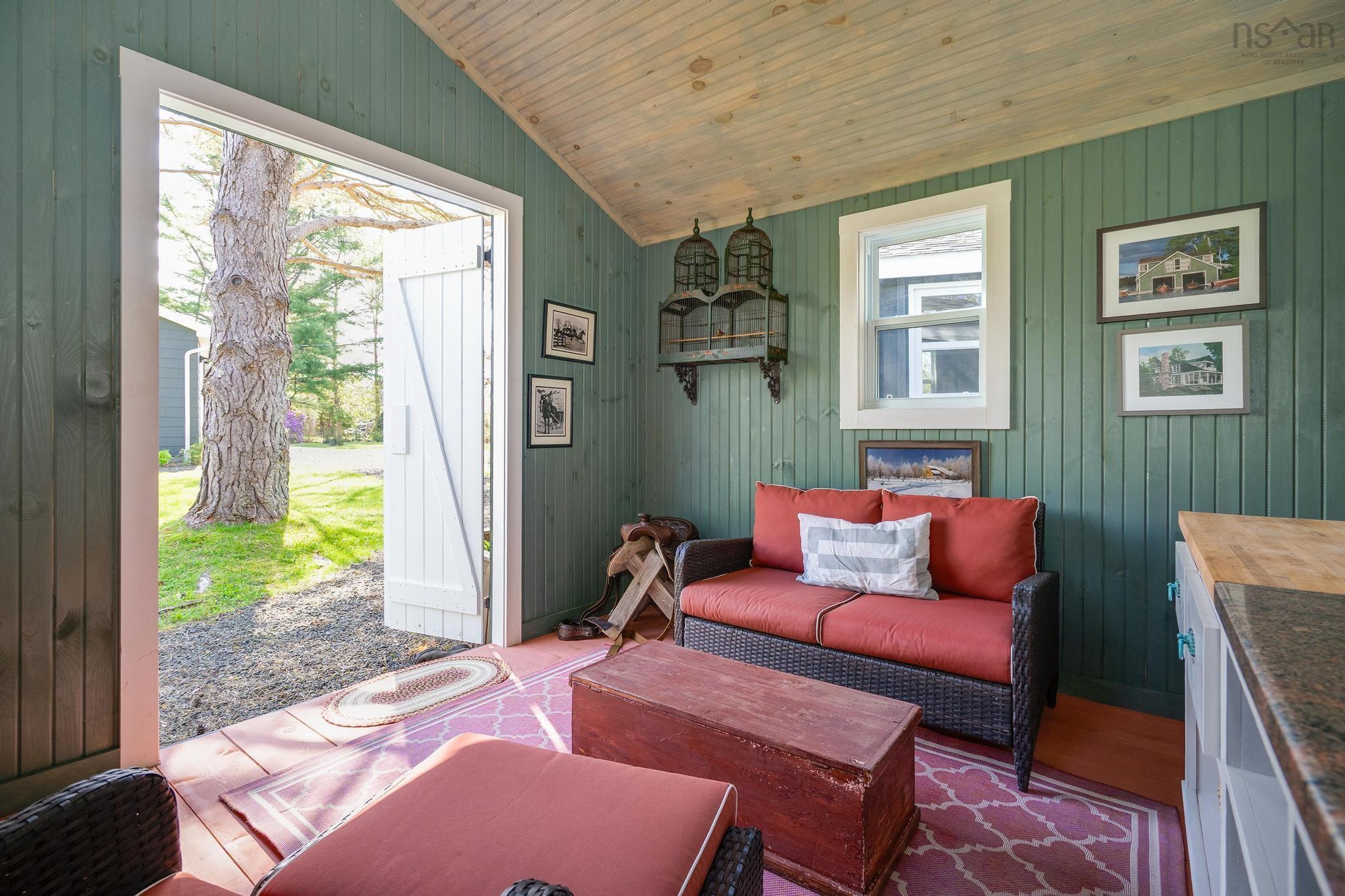 $899,000.00: 2461 Granville Road, Karsdale