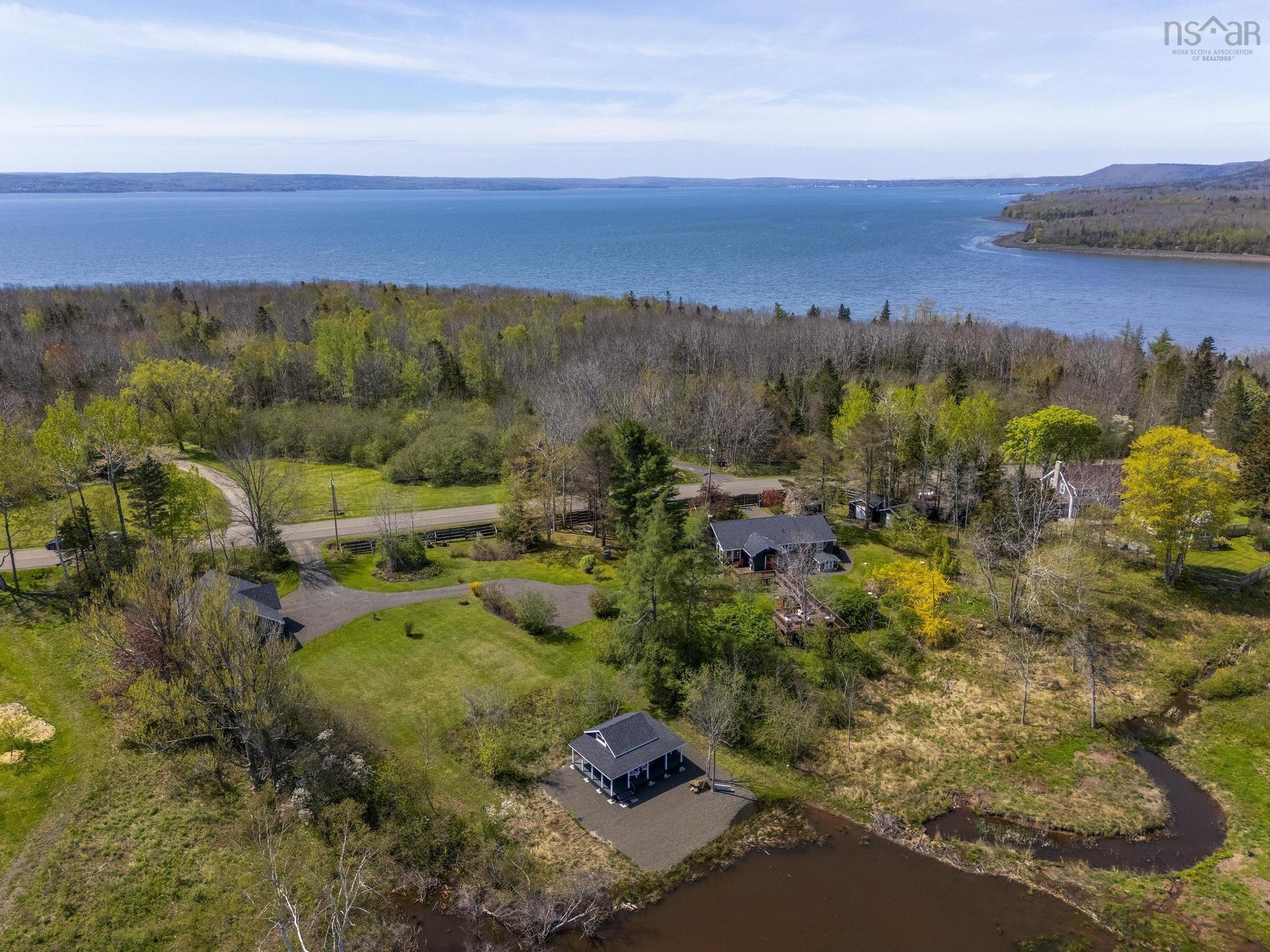 $899,000.00: 2461 Granville Road, Karsdale