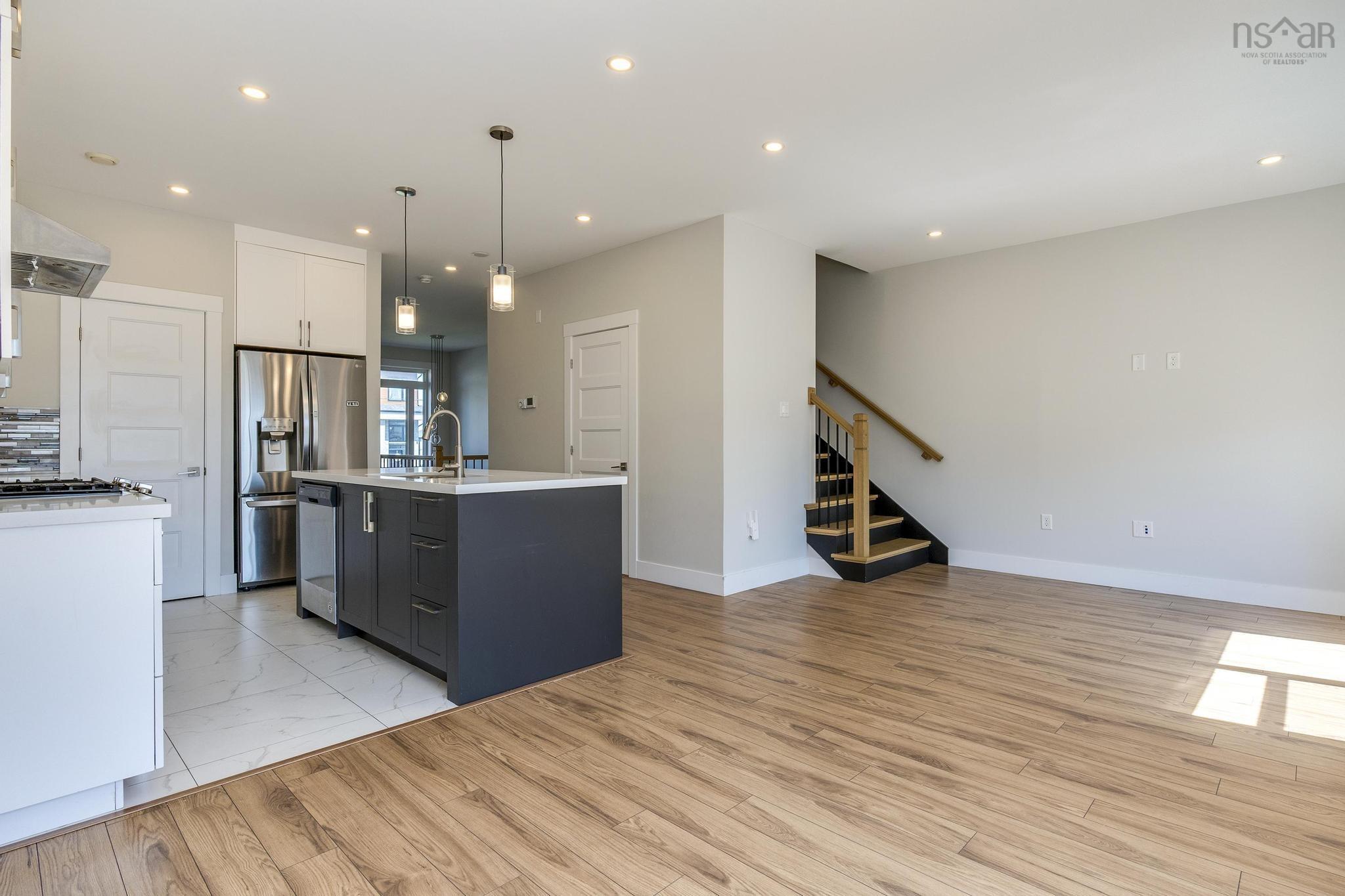 $699,900.00: 9 Alamir Court, Halifax