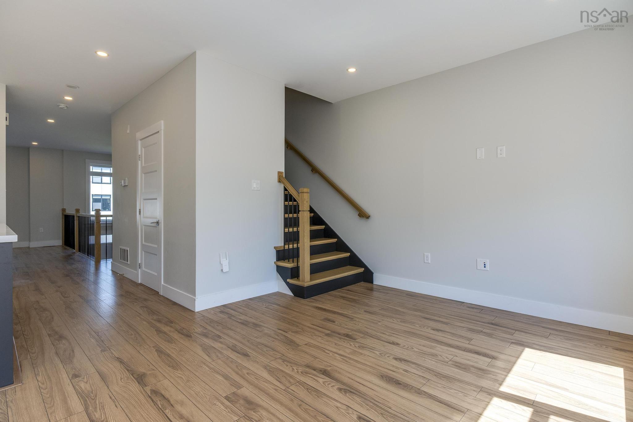 $699,900.00: 9 Alamir Court, Halifax