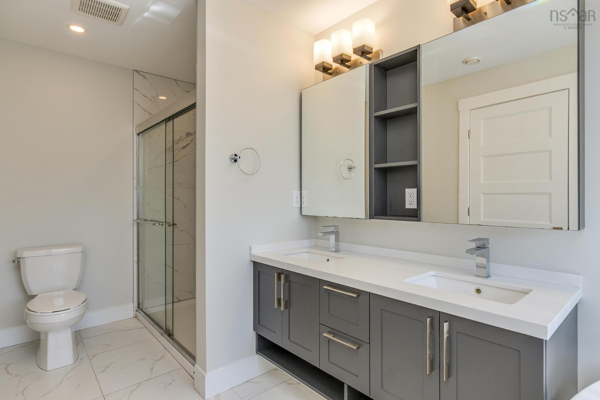 $699,900.00: 9 Alamir Court, Halifax