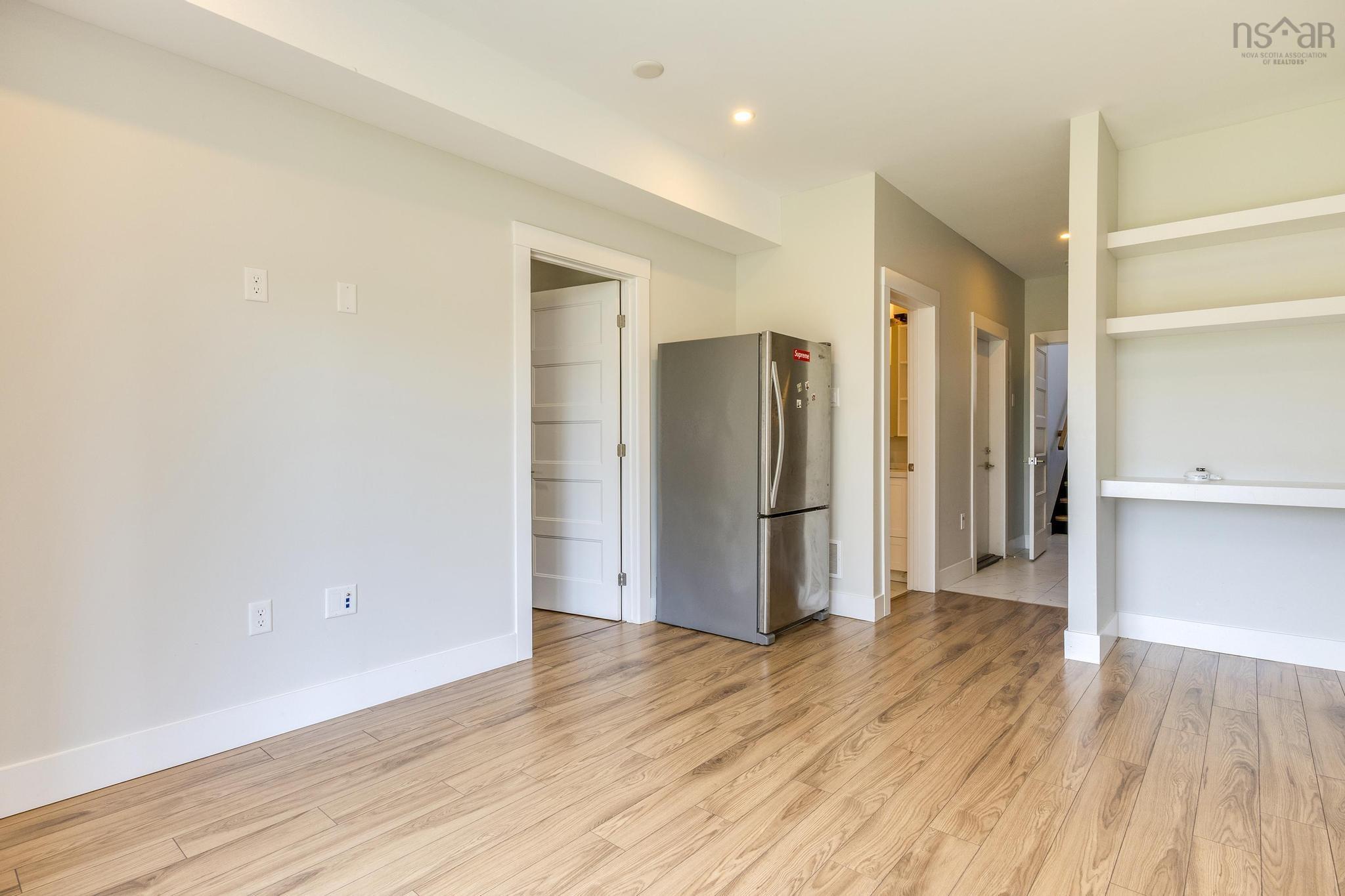 $699,900.00: 9 Alamir Court, Halifax