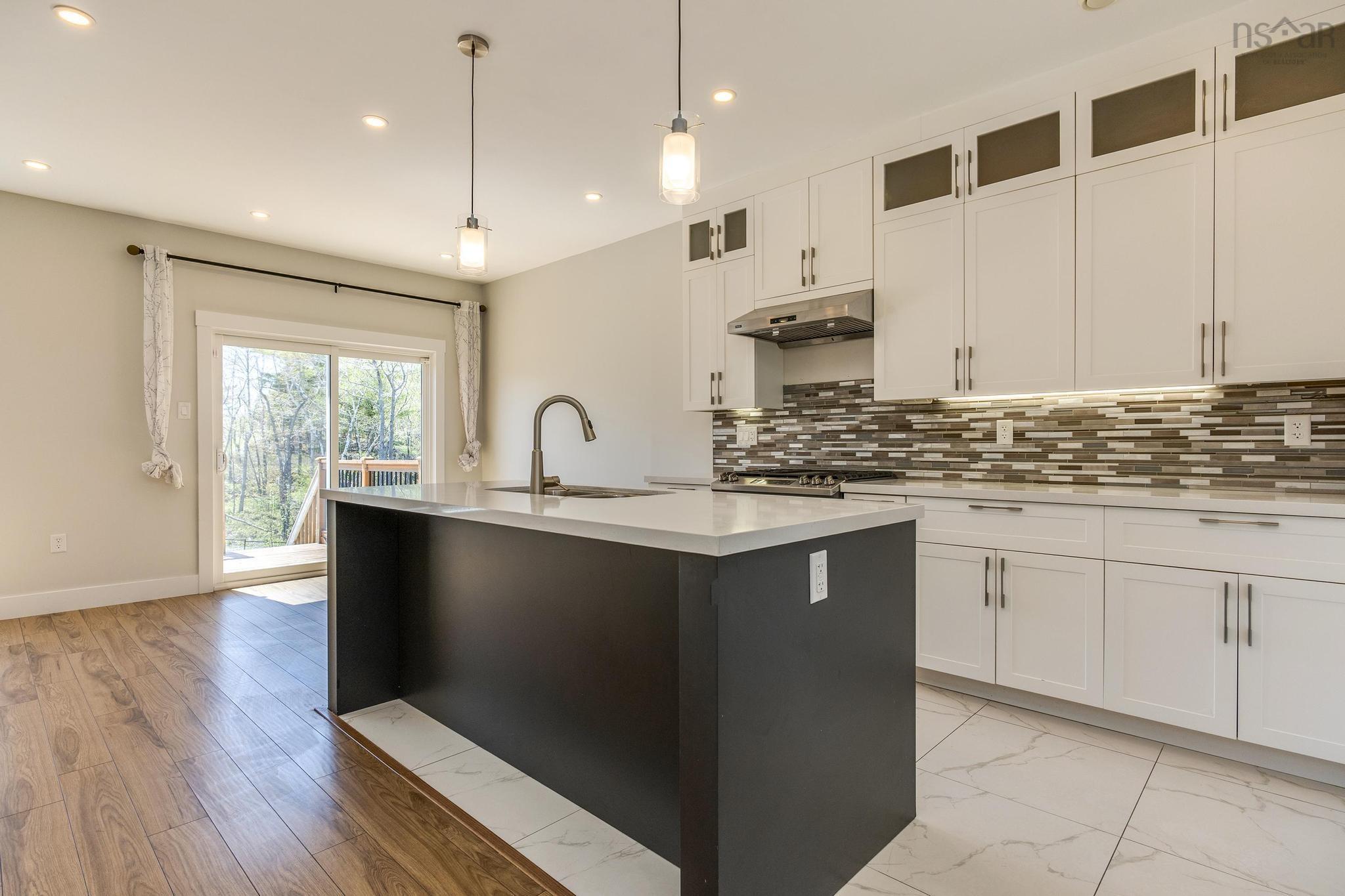 $699,900.00: 9 Alamir Court, Halifax