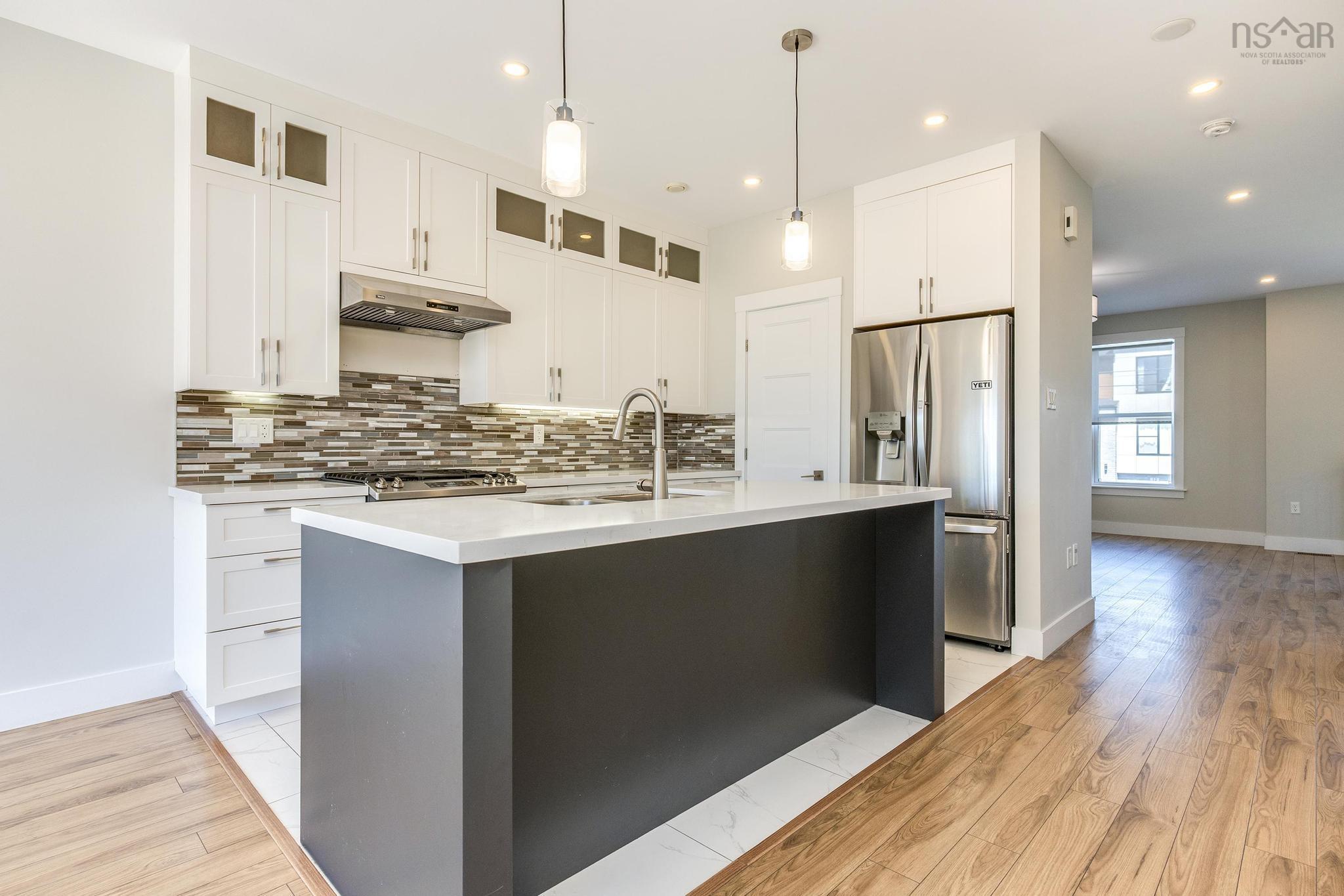 $699,900.00: 9 Alamir Court, Halifax