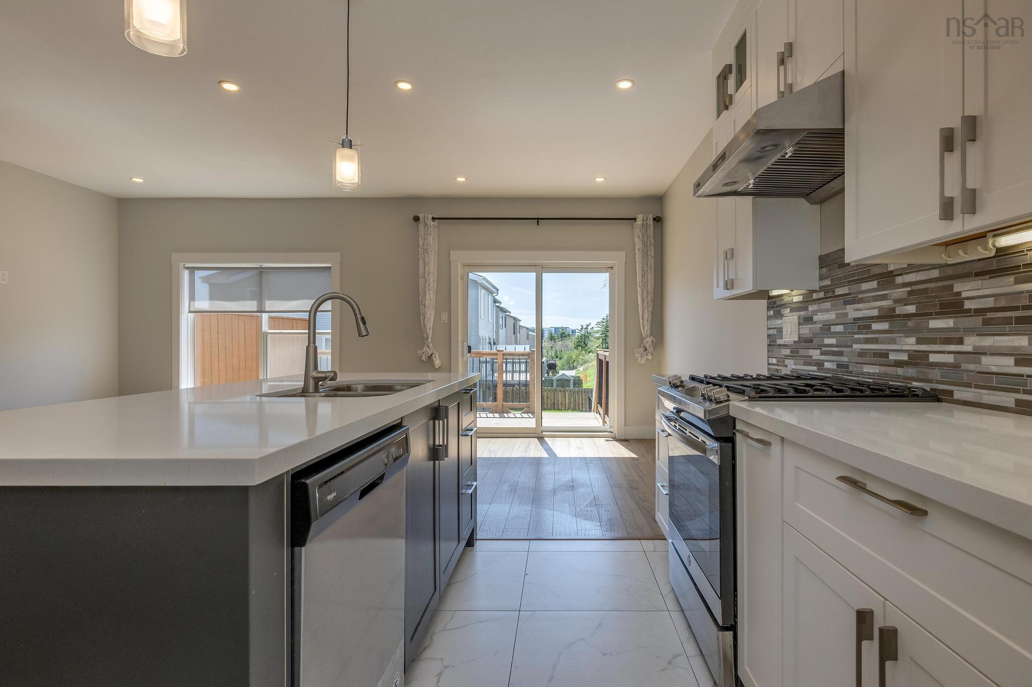$699,900.00: 9 Alamir Court, Halifax