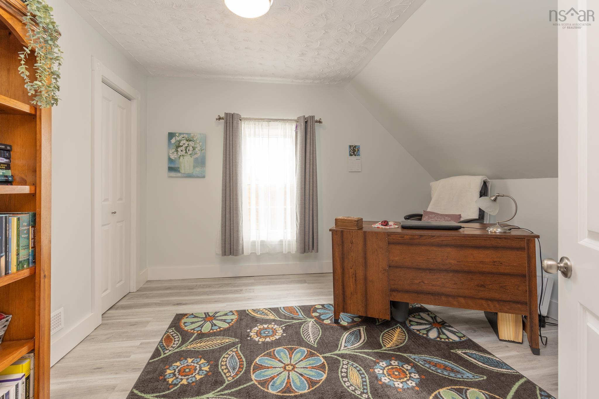 $349,900.00: 35 Chemin Tour Des Buttes, Amiraults Hill