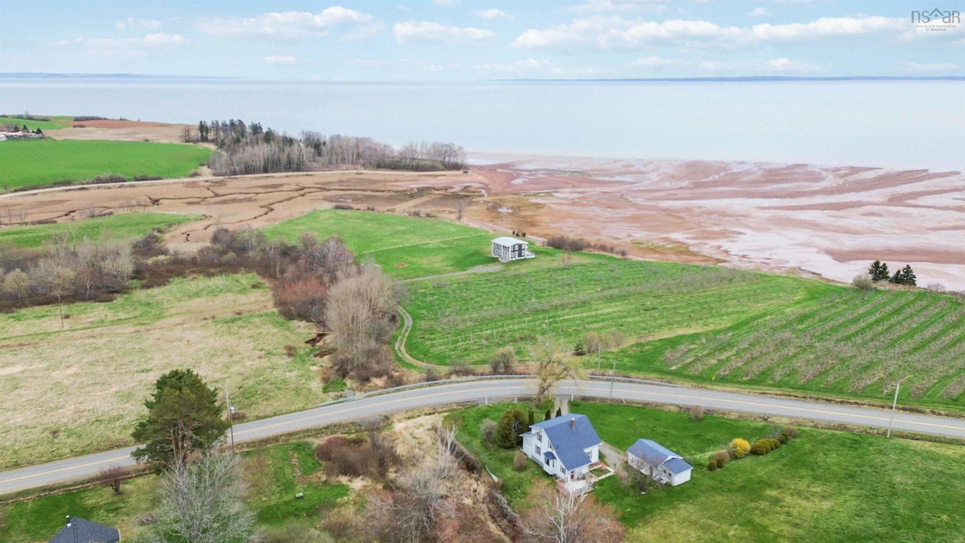 $275,000.00: 1663 Pereau Road, Blomidon