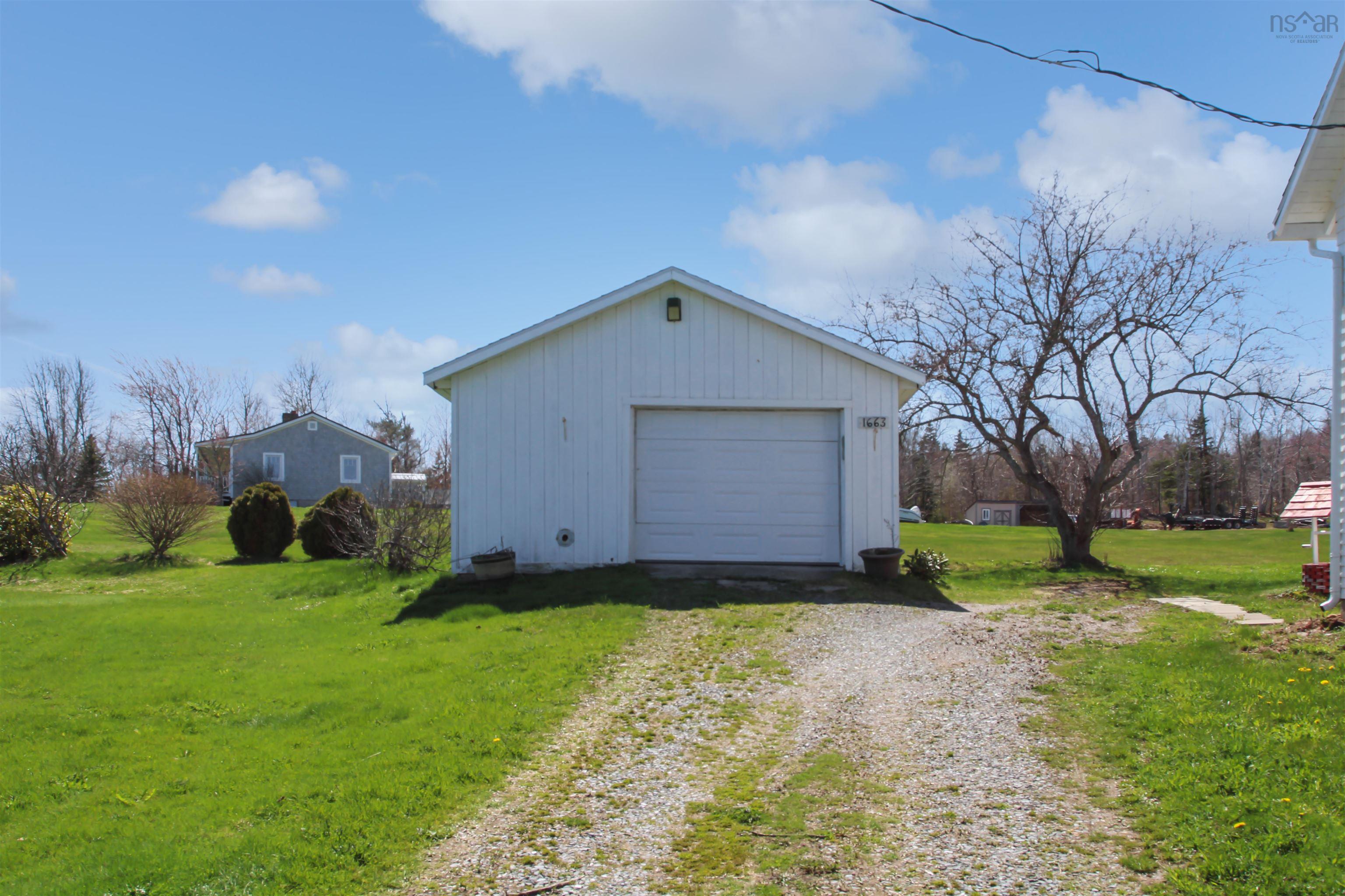 $275,000.00: 1663 Pereau Road, Blomidon