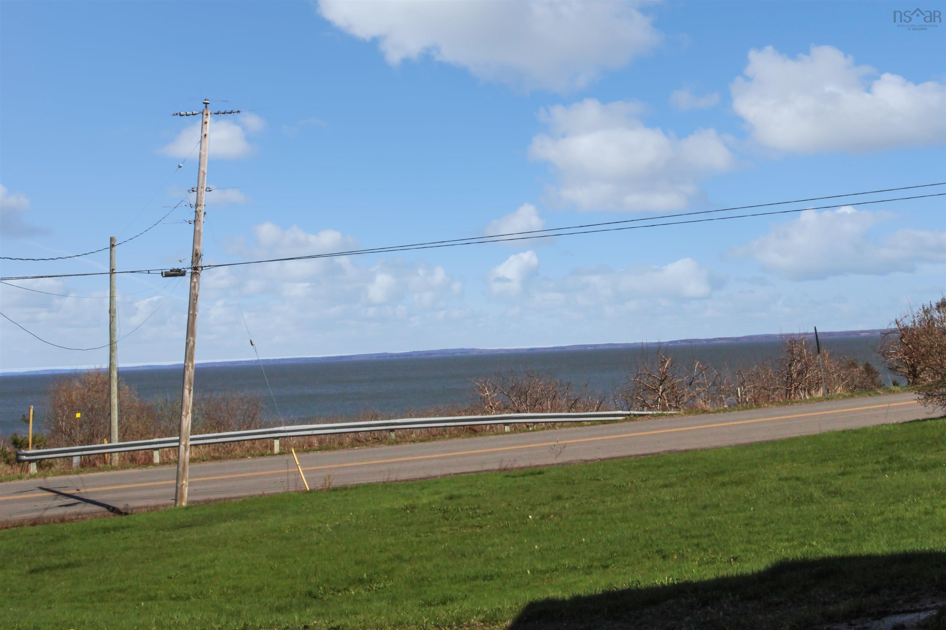 $275,000.00: 1663 Pereau Road, Blomidon
