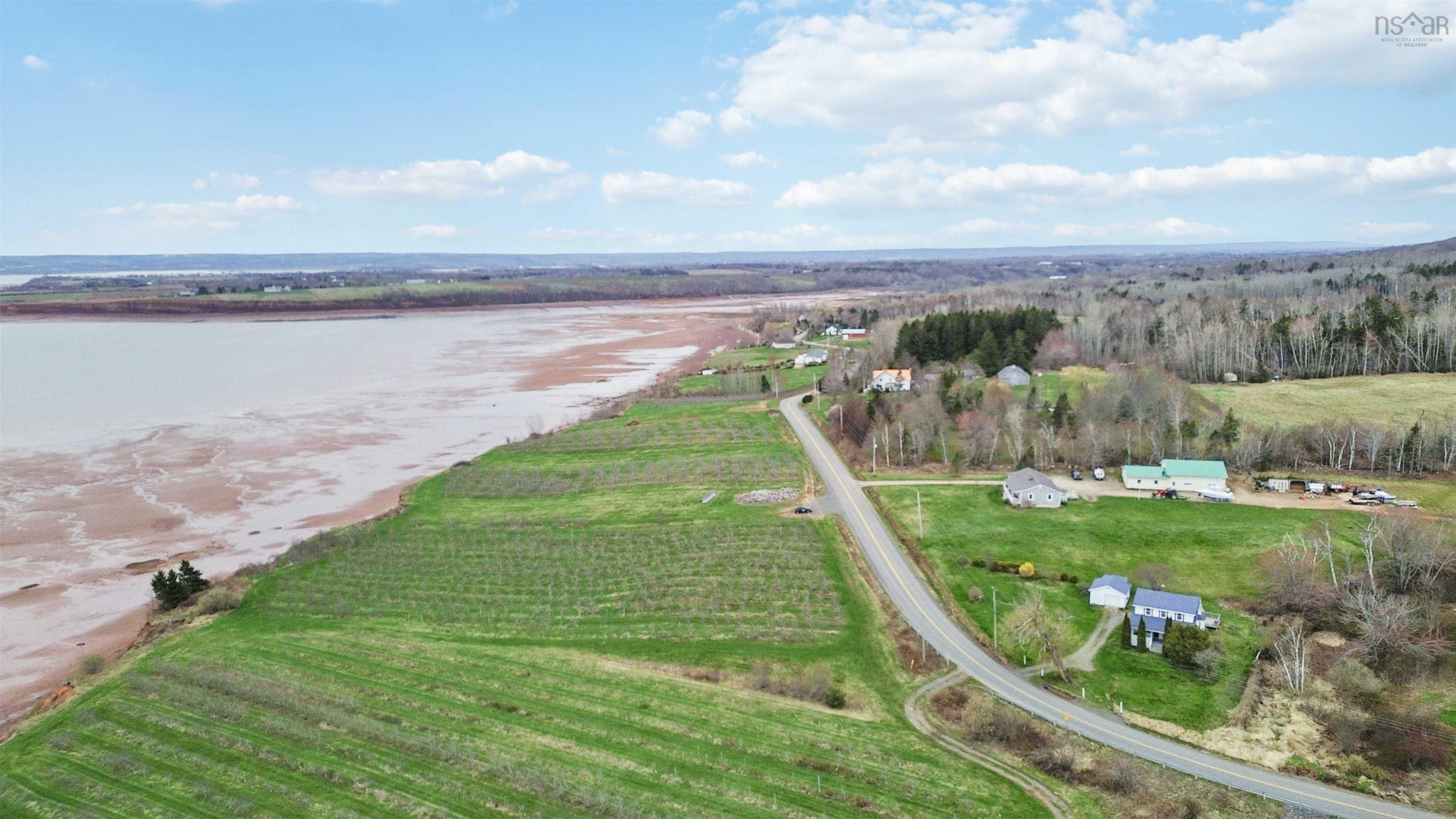 $275,000.00: 1663 Pereau Road, Blomidon