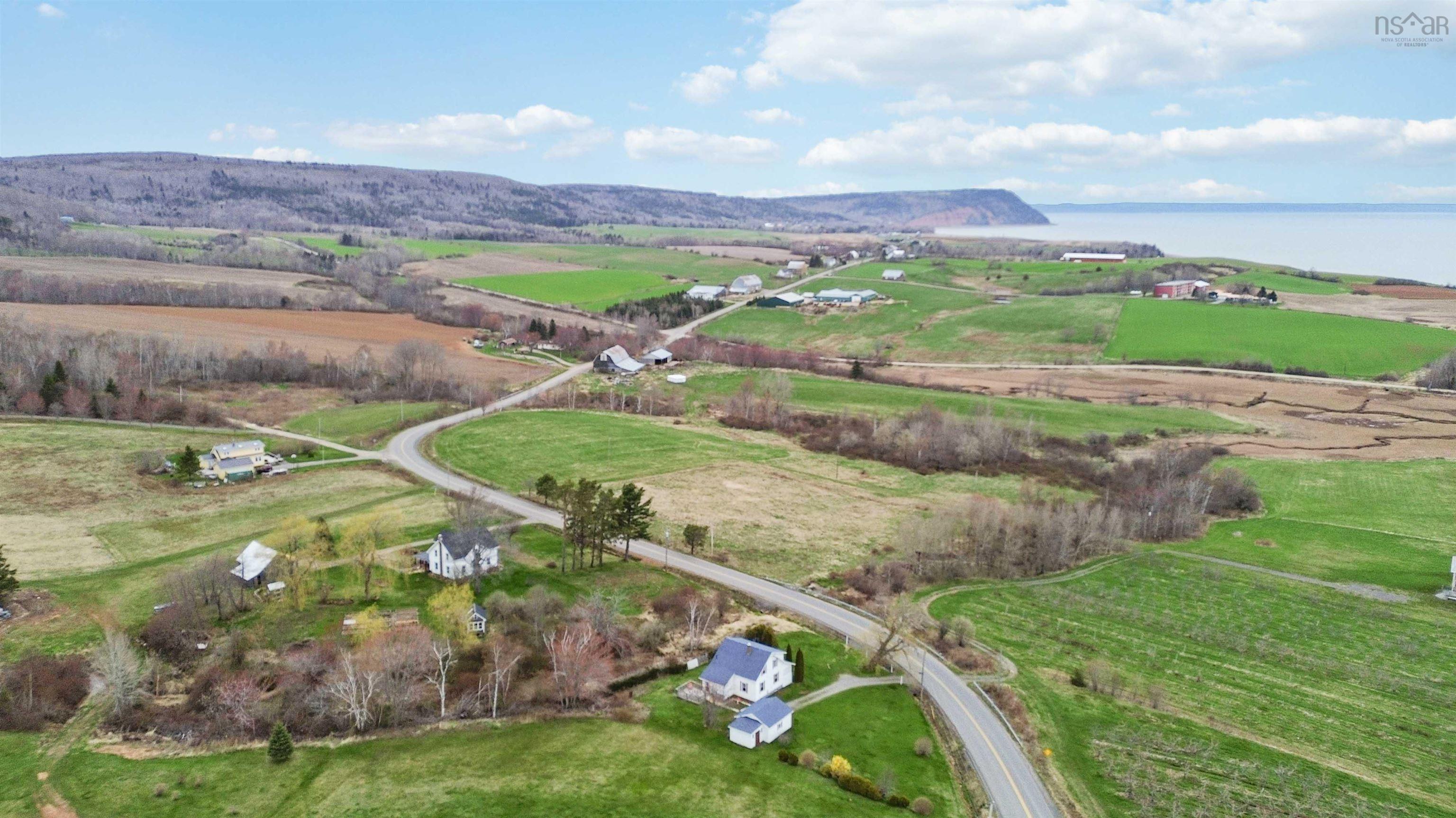 $275,000.00: 1663 Pereau Road, Blomidon