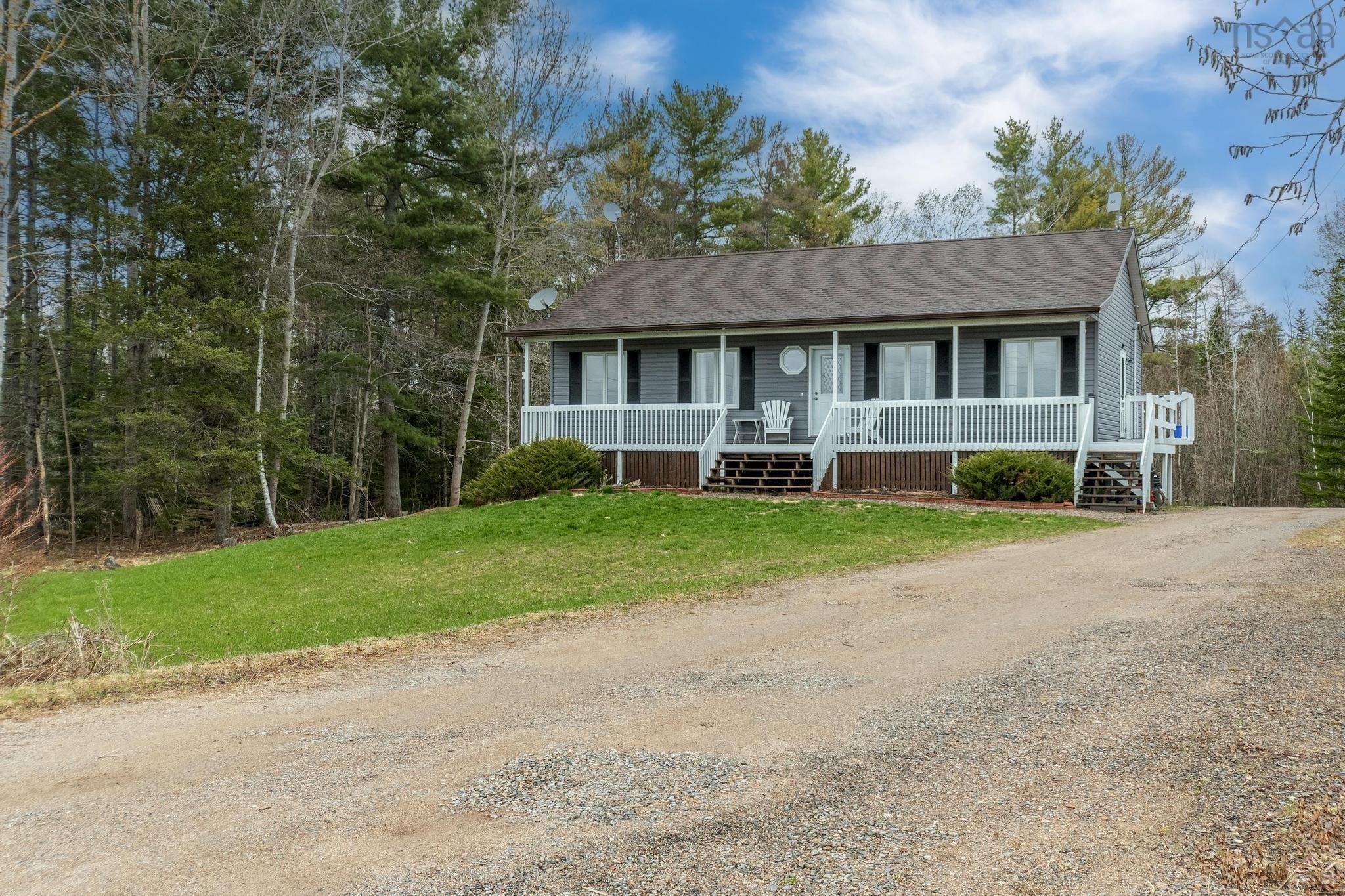 $439,900.00: 92 Keith Lane, South Williamston