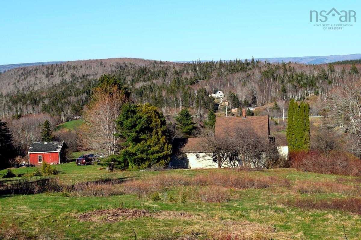 $250,000.00: 13537 Highway 19, Inverness