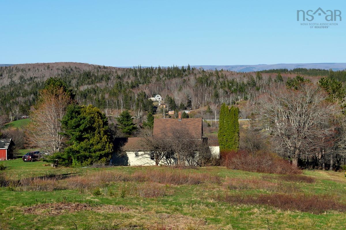 $250,000.00: 13537 Highway 19, Inverness