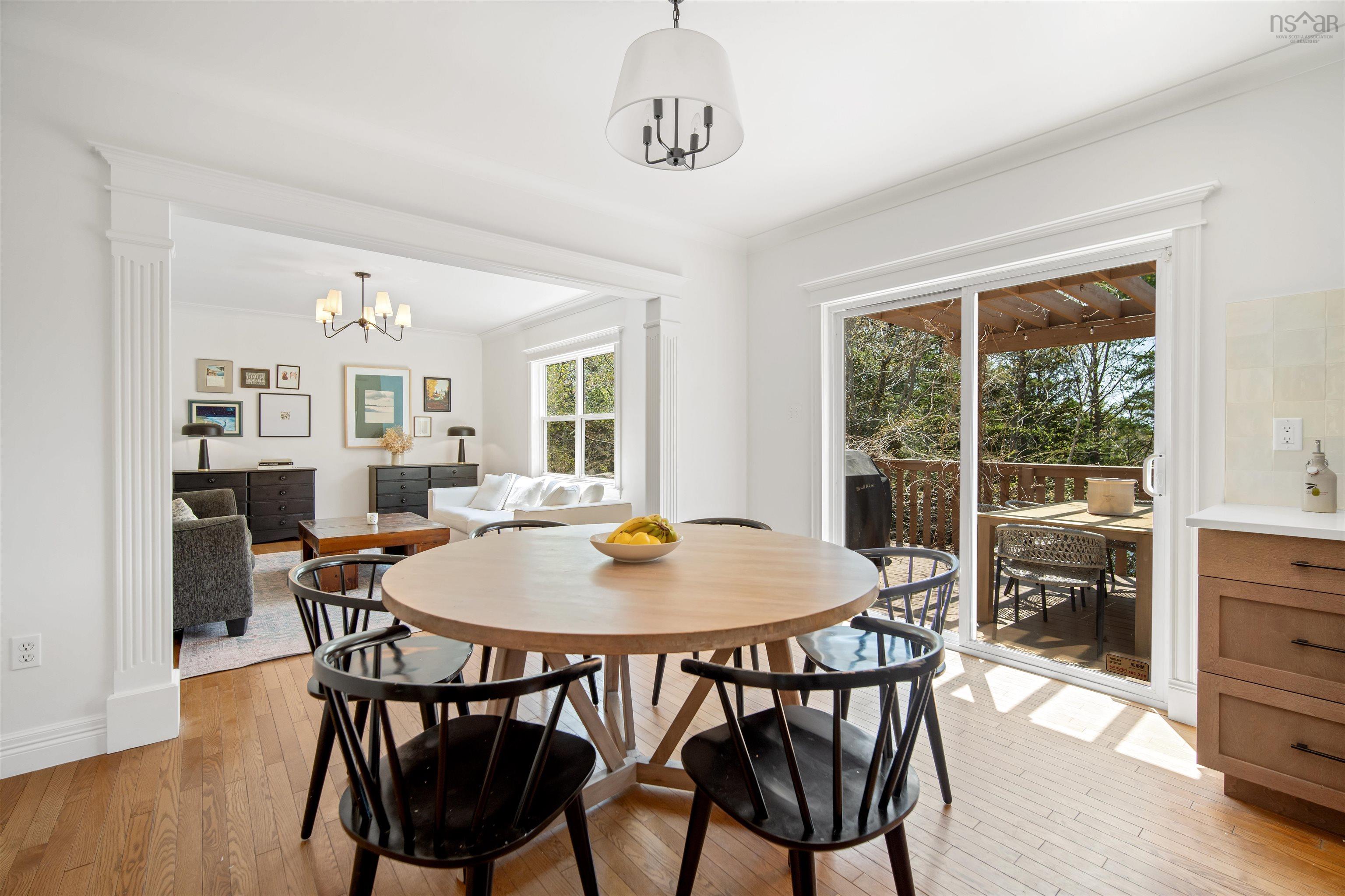 $1,049,000.00: 193 Lincolnshire Drive, Fall River