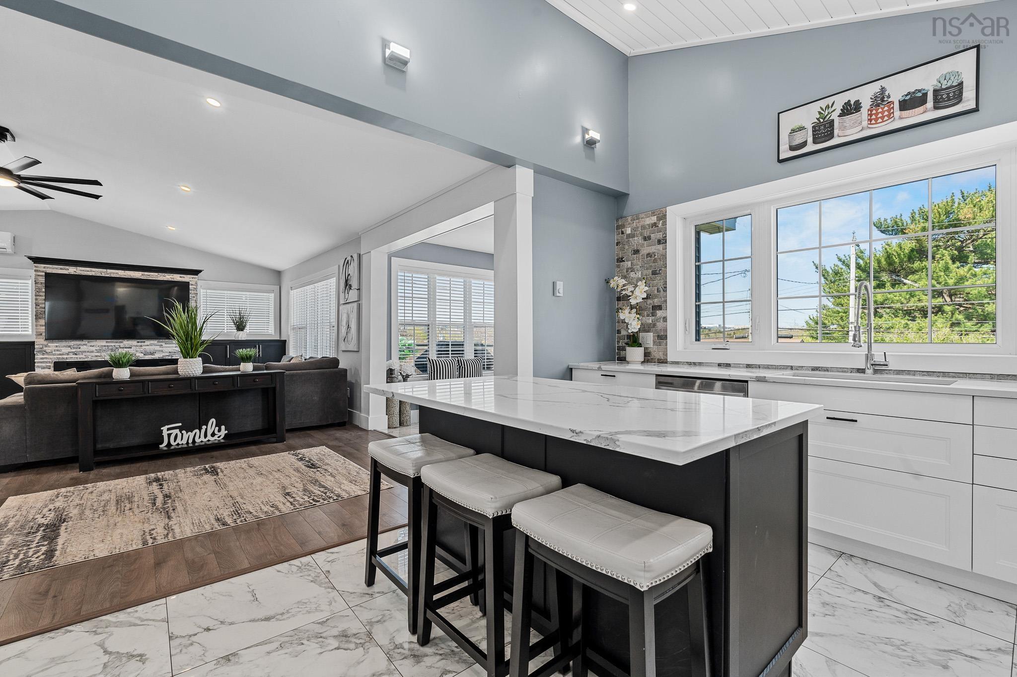 $779,990.00: 704 Waverley Road, Dartmouth