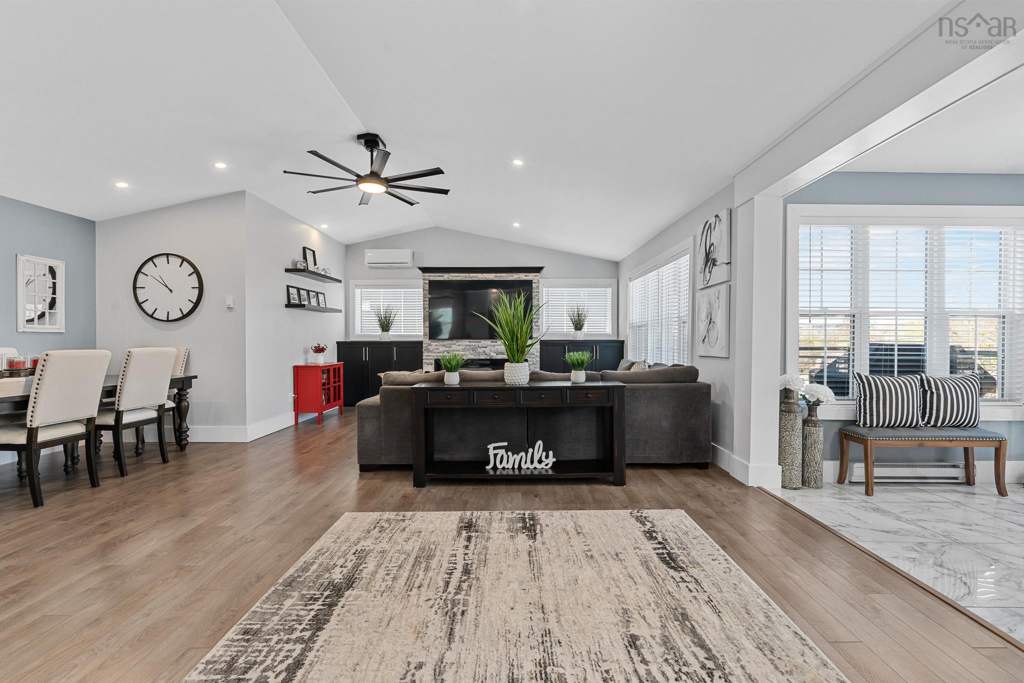 $779,990.00: 704 Waverley Road, Dartmouth