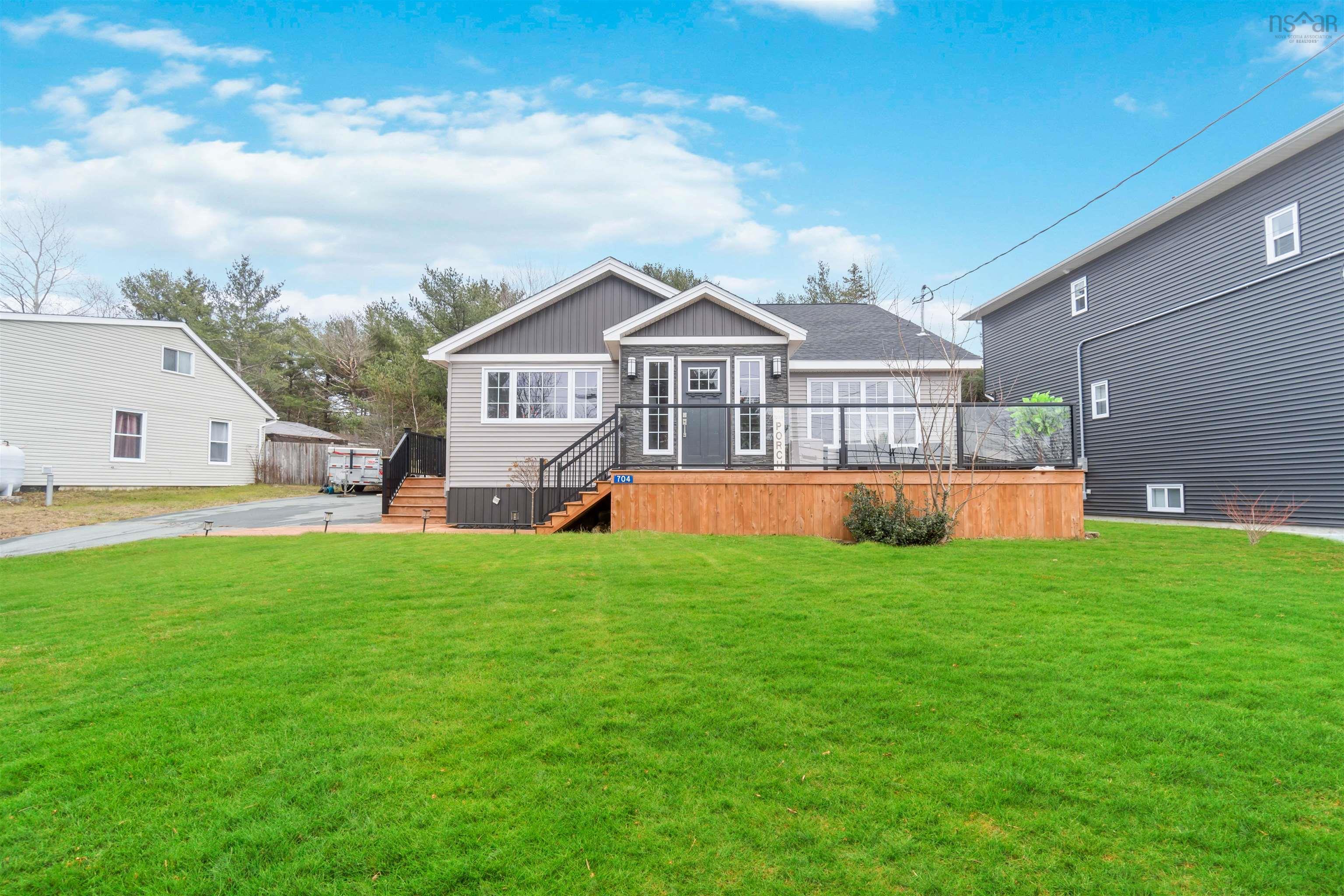 $779,990.00: 704 Waverley Road, Dartmouth