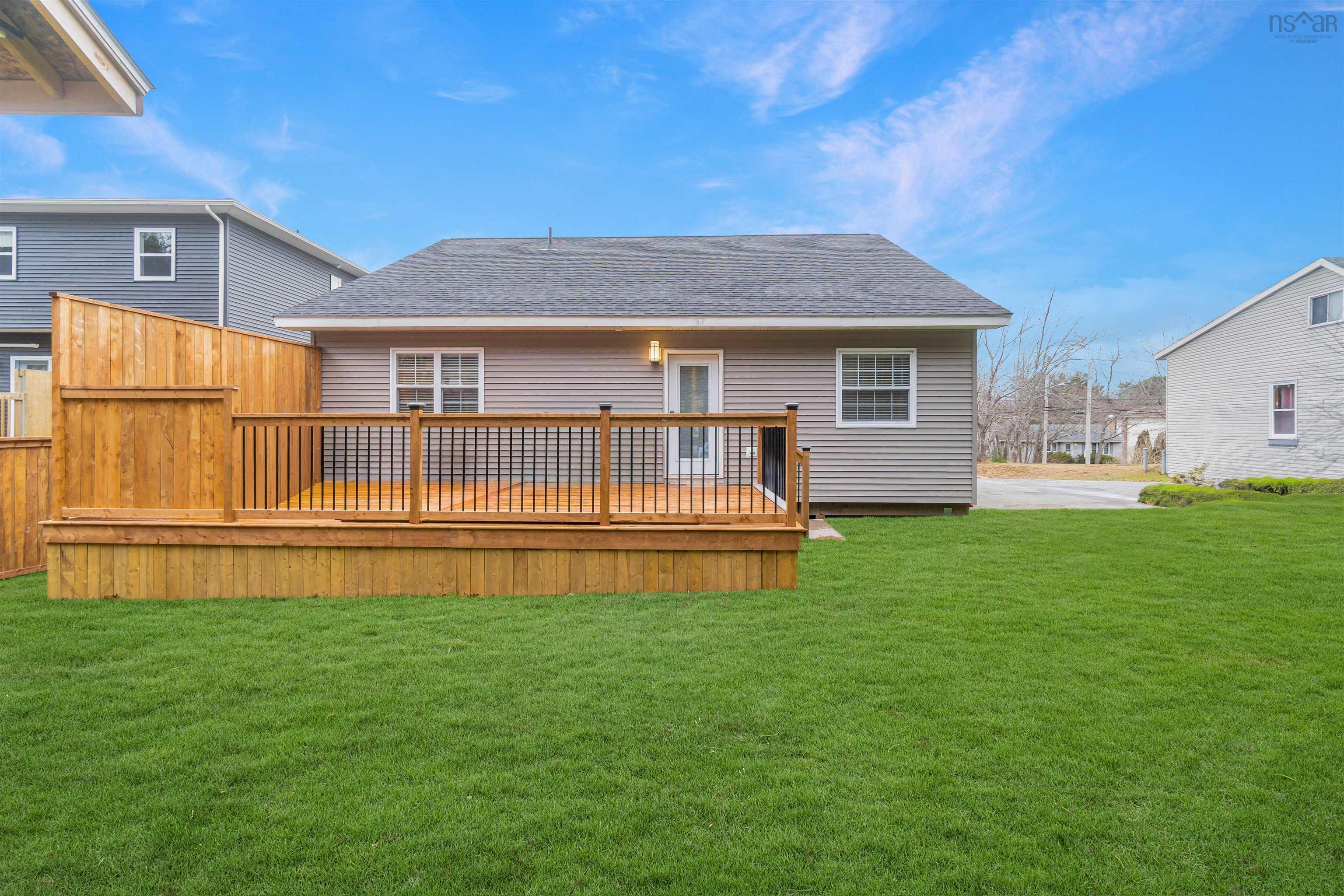 $779,990.00: 704 Waverley Road, Dartmouth