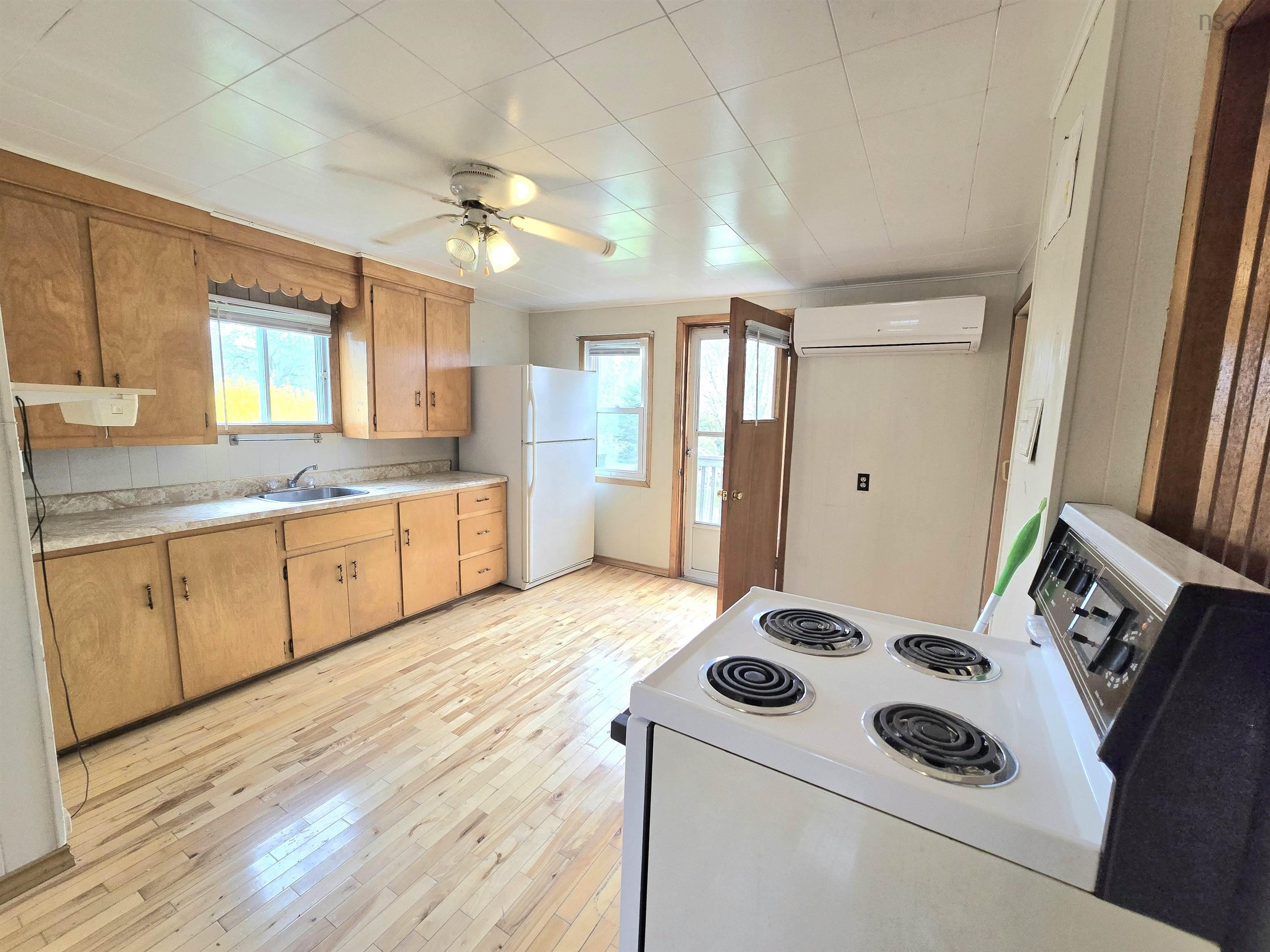 $110,000.00: 33 First St, Trenton