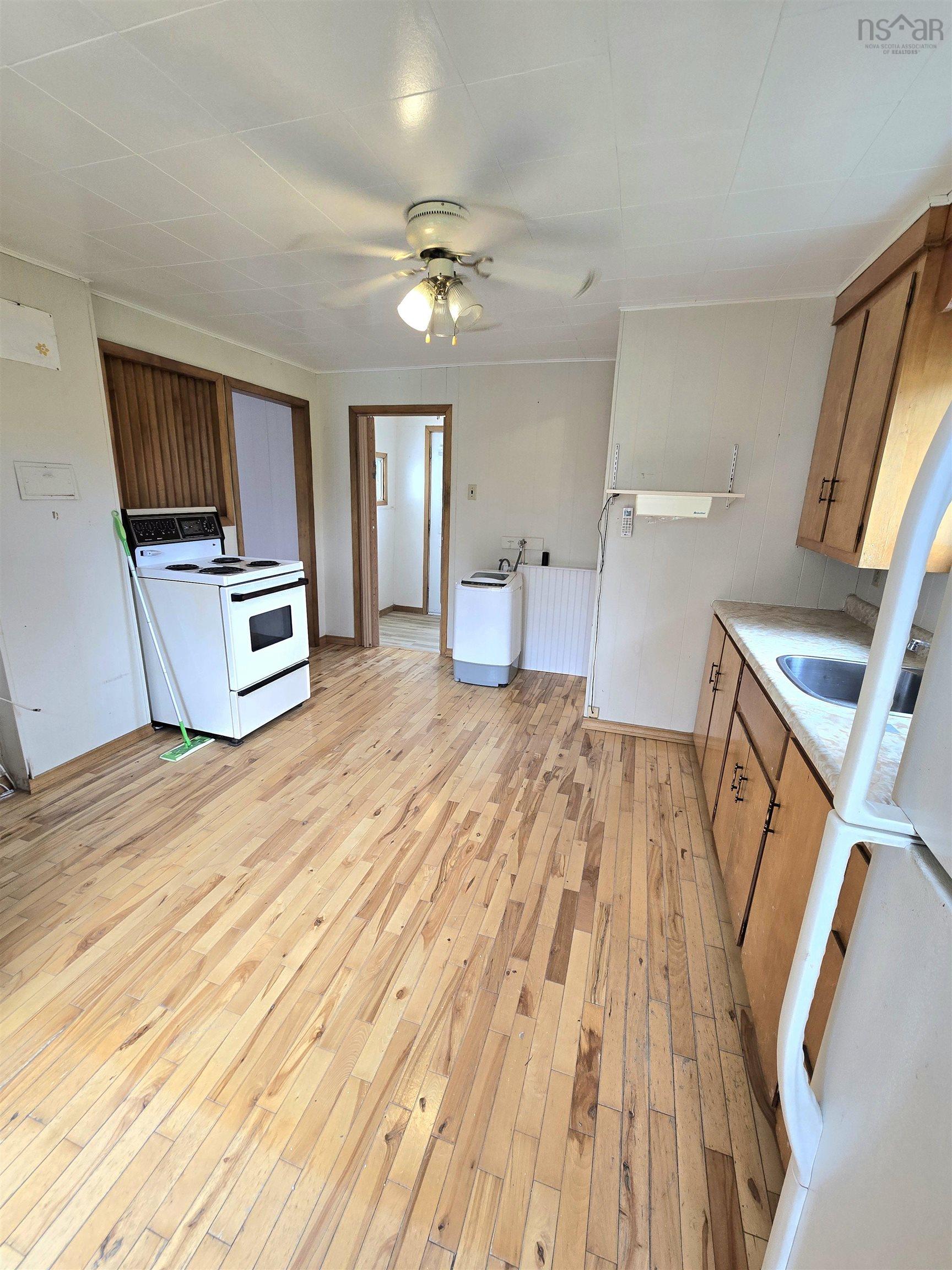 $110,000.00: 33 First St, Trenton