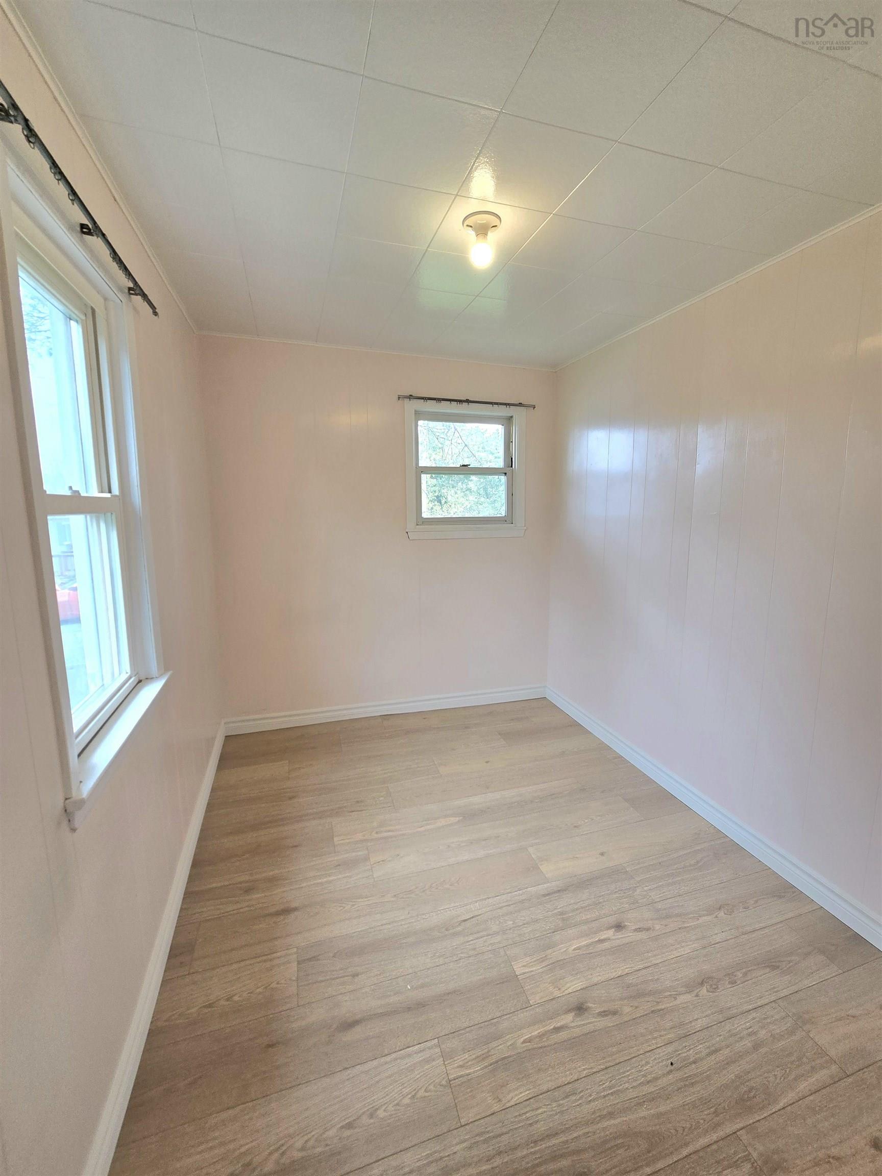 $110,000.00: 33 First St, Trenton