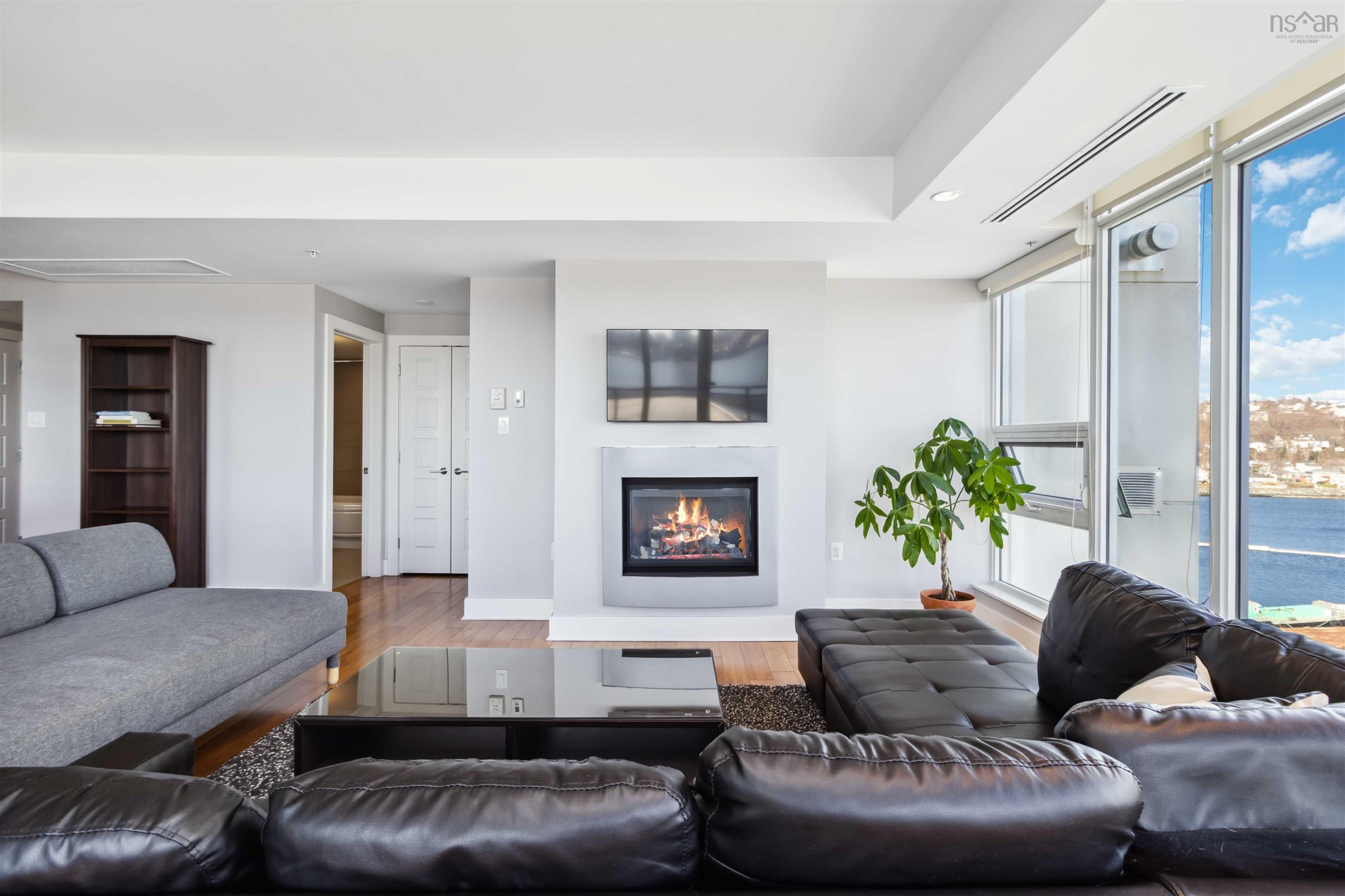 $595,000.00: 704 31 Kings Wharf Place, Dartmouth