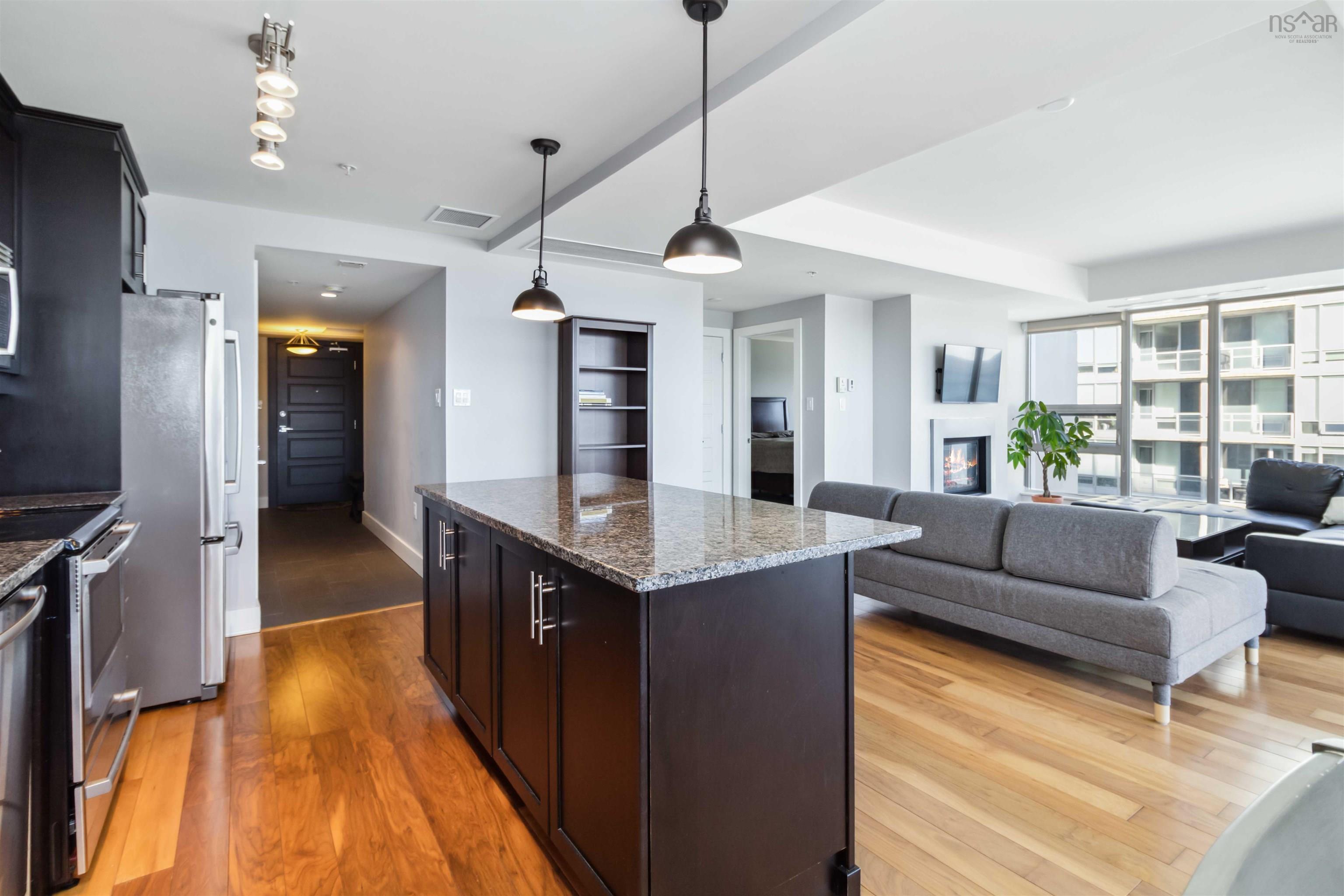 $595,000.00: 704 31 Kings Wharf Place, Dartmouth