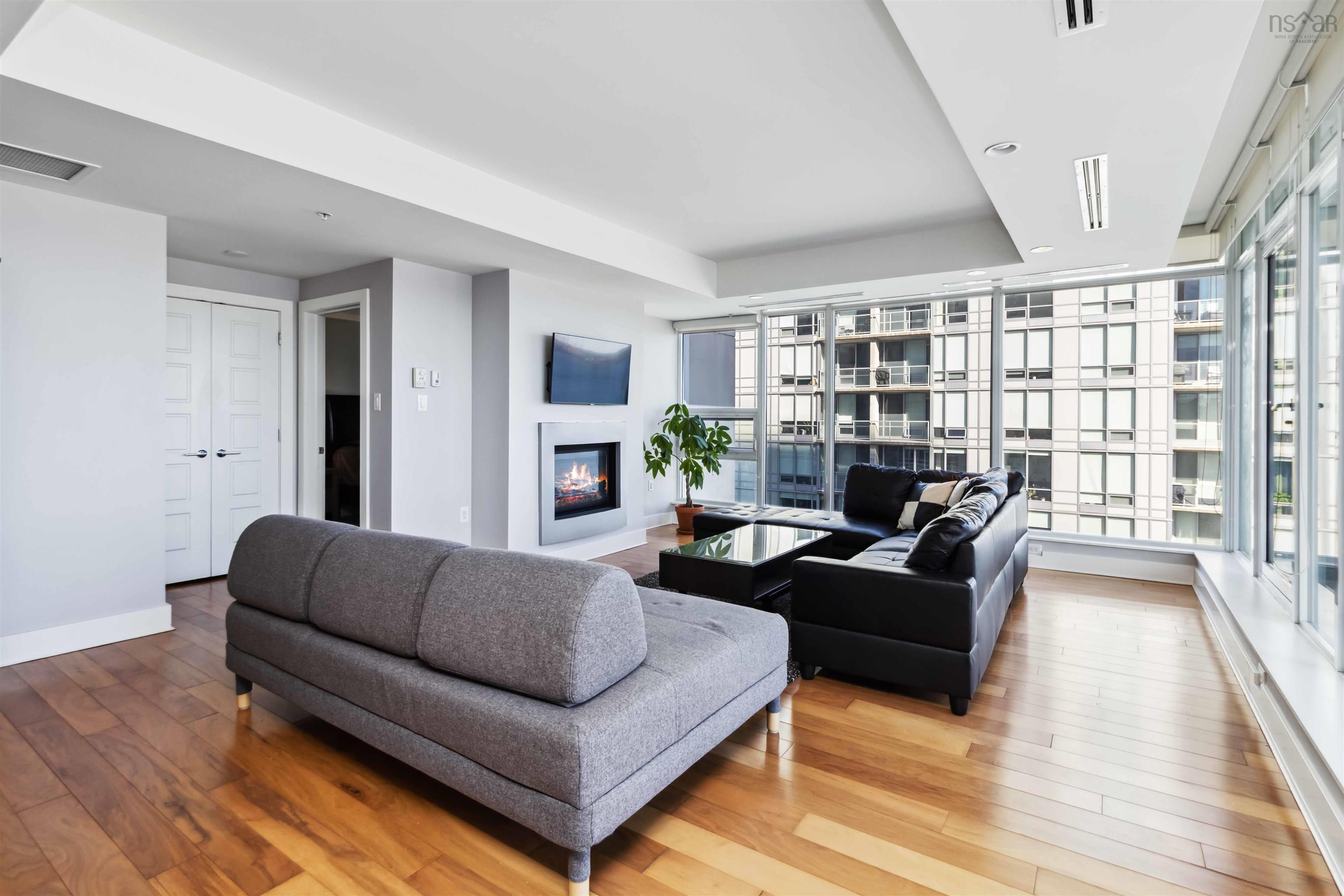 $595,000.00: 704 31 Kings Wharf Place, Dartmouth