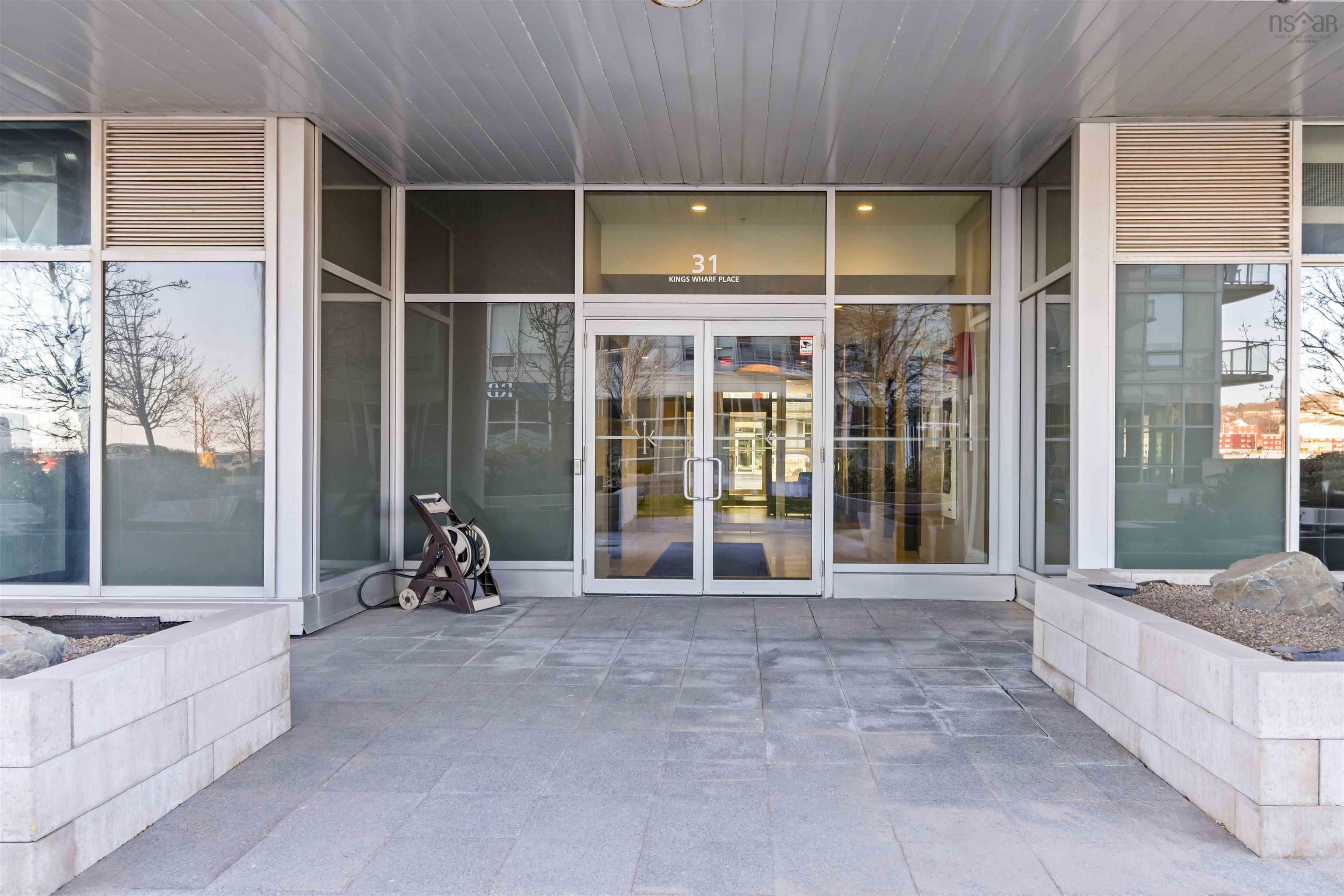 $595,000.00: 704 31 Kings Wharf Place, Dartmouth