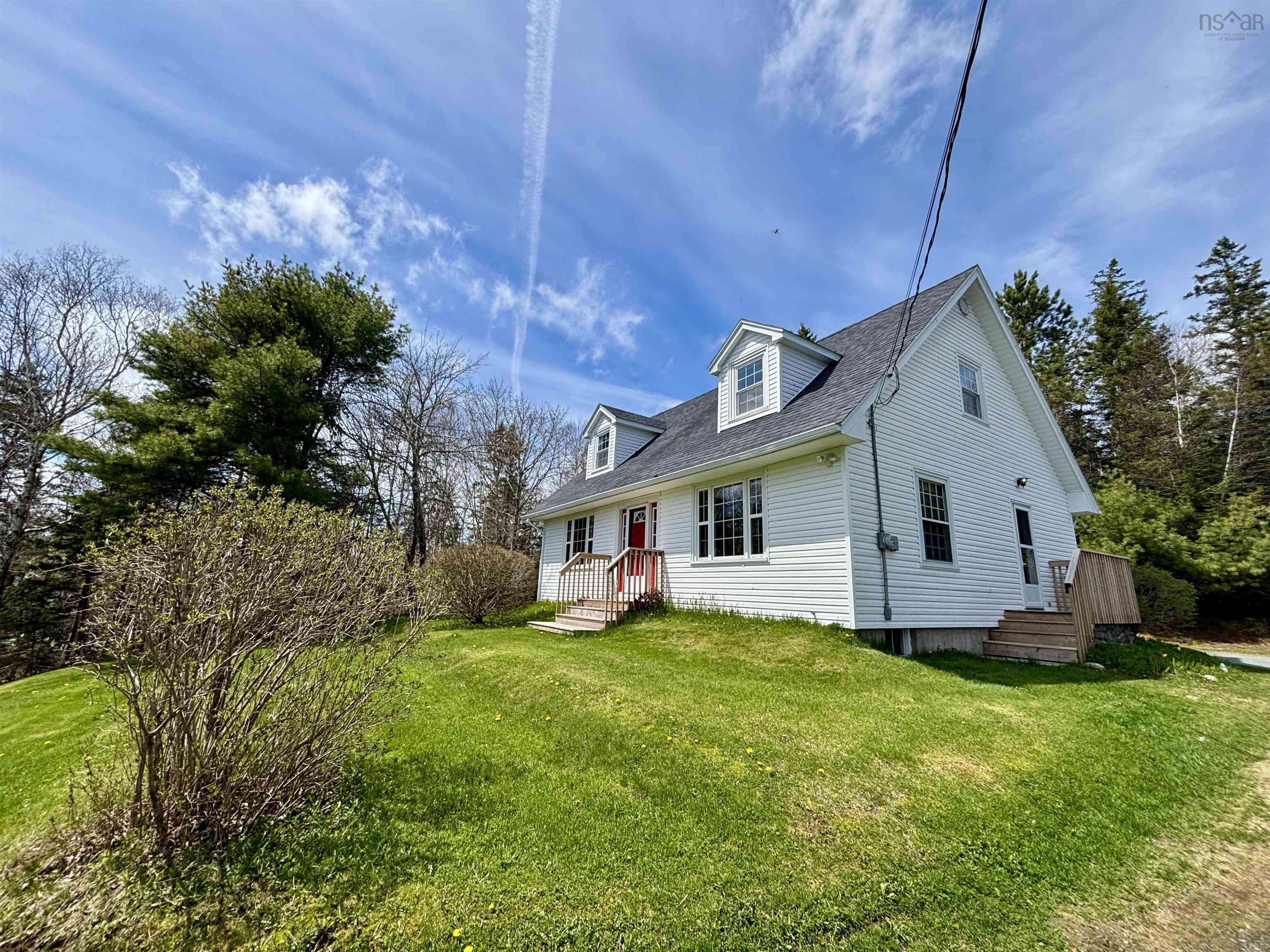 $384,900.00: 2785 Ohio East Road, St. Joseph