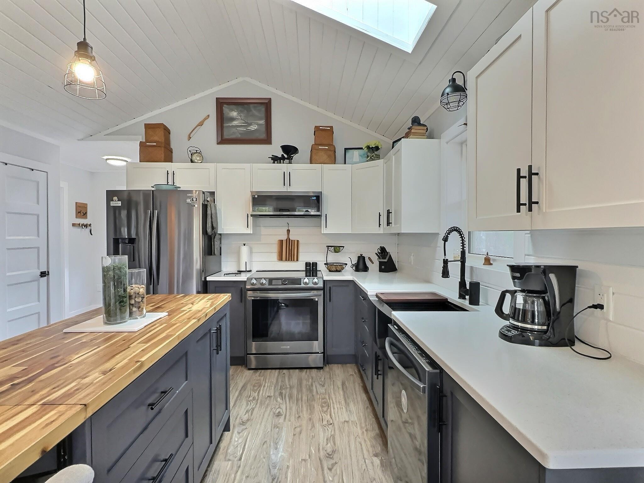 $449,000.00: 276 Meek Arm Trail, Mount Uniacke