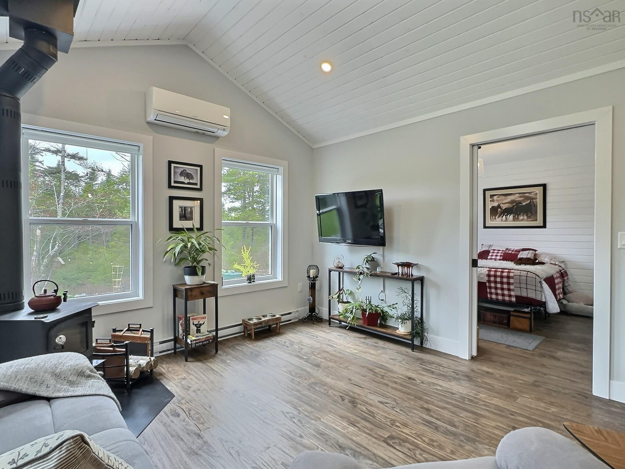 $449,000.00: 276 Meek Arm Trail, Mount Uniacke